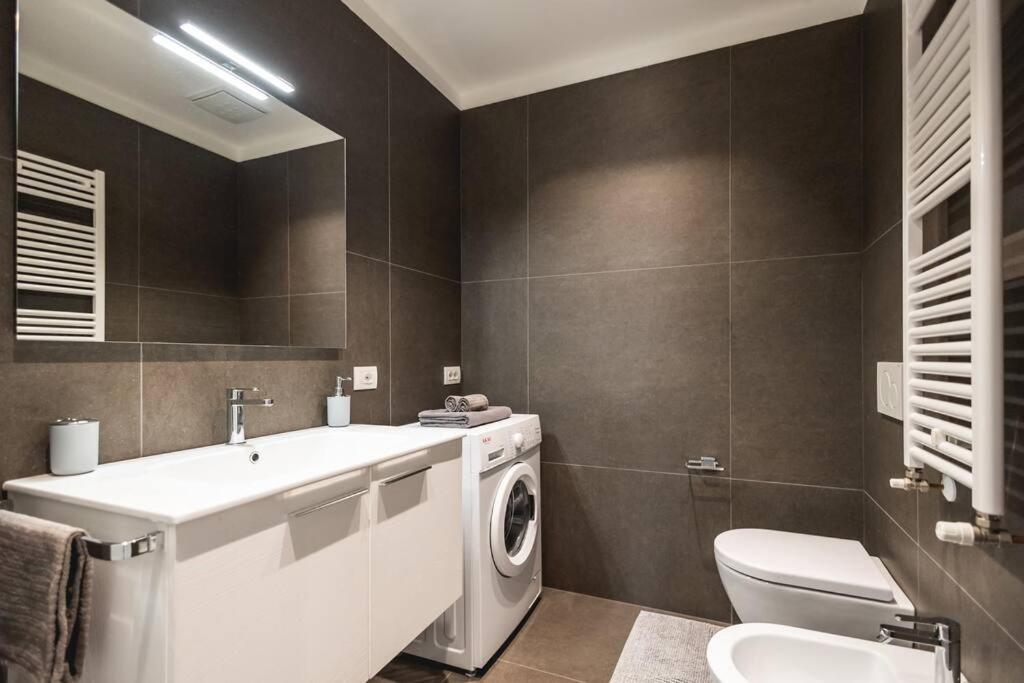 AmazHome - New Roomy Home & Garden photo 2