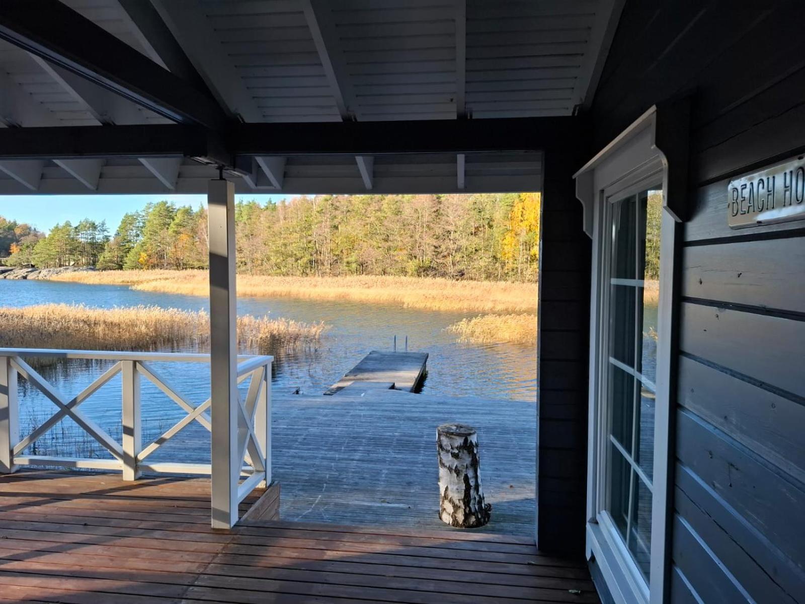 Villa Mats - Private property with seaside sauna view 4