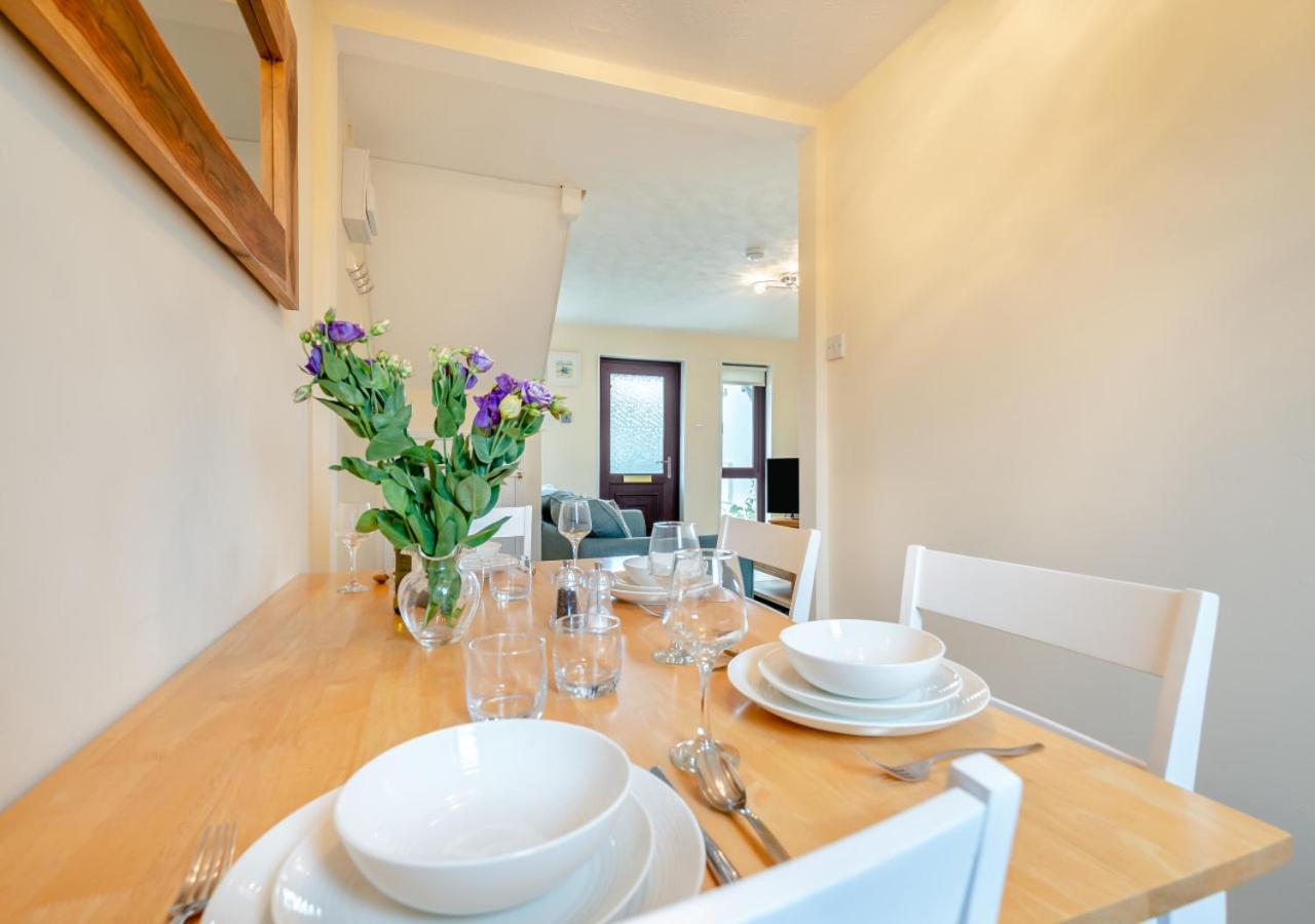 2 Bed in Padstow oc-t30052 view 4