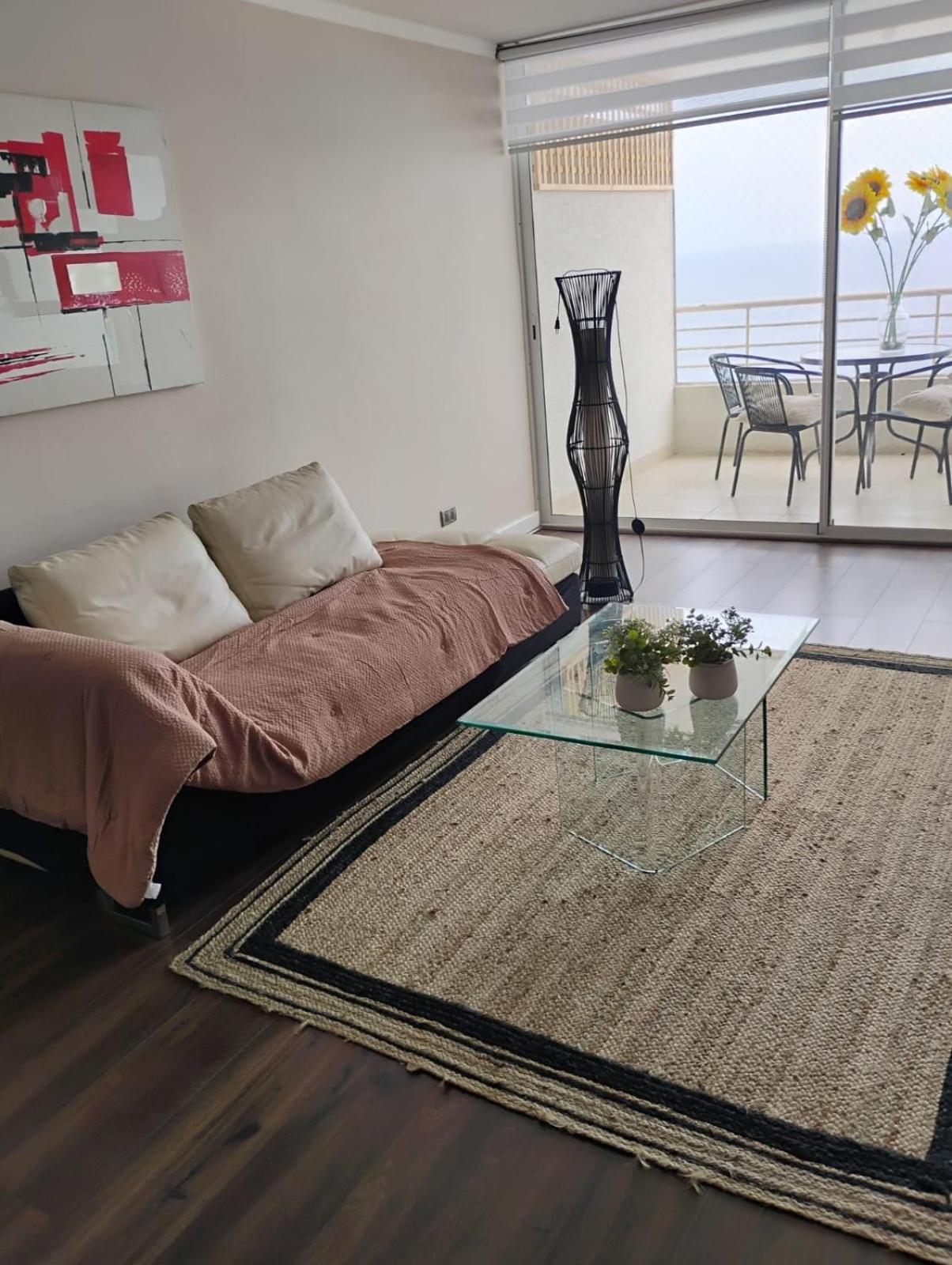 Arriendo departamento 3 dormitorios 2 baños Llacolen sector sur Antof