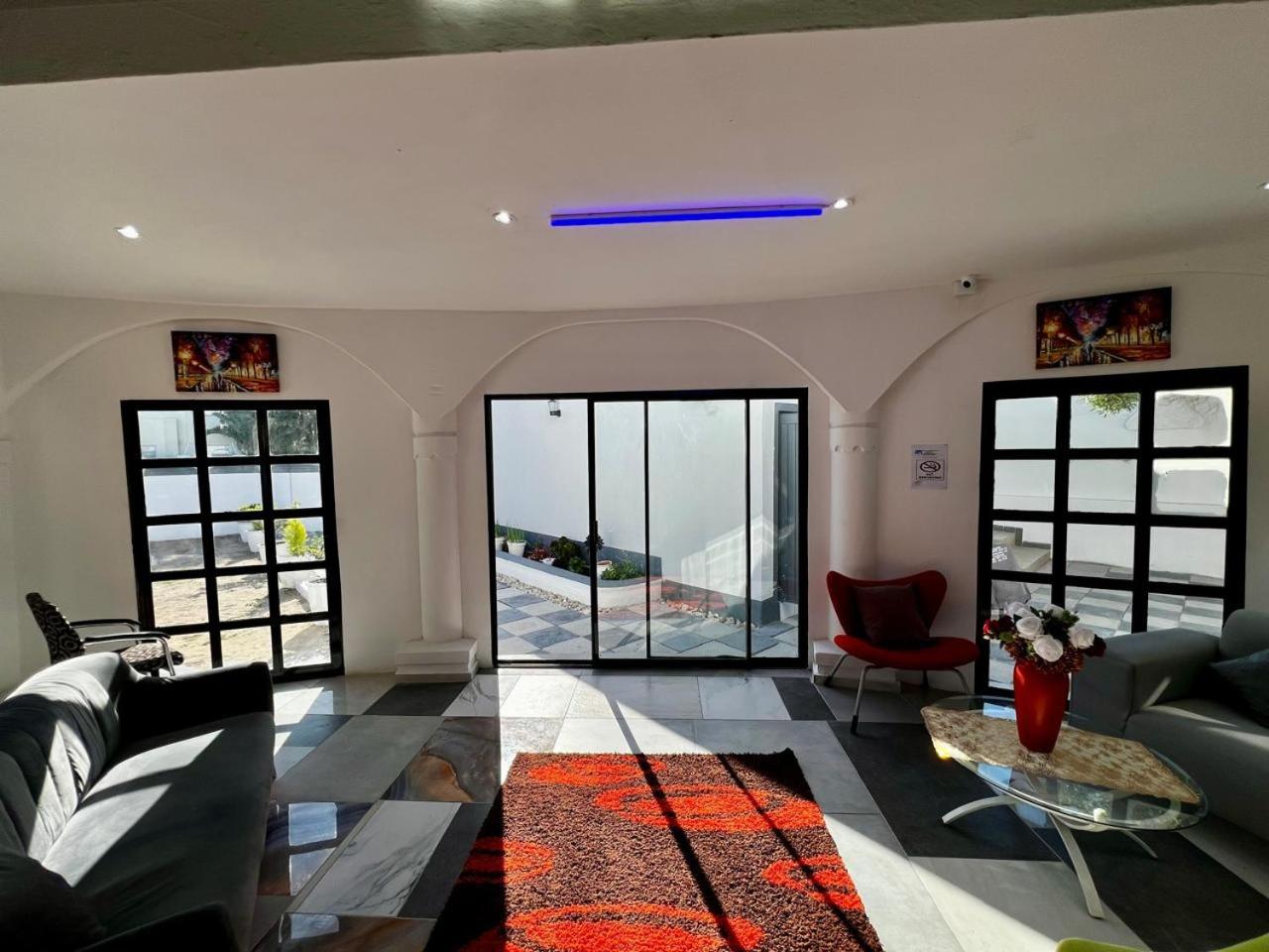Forchutec Guest House Sunset Beach view 4