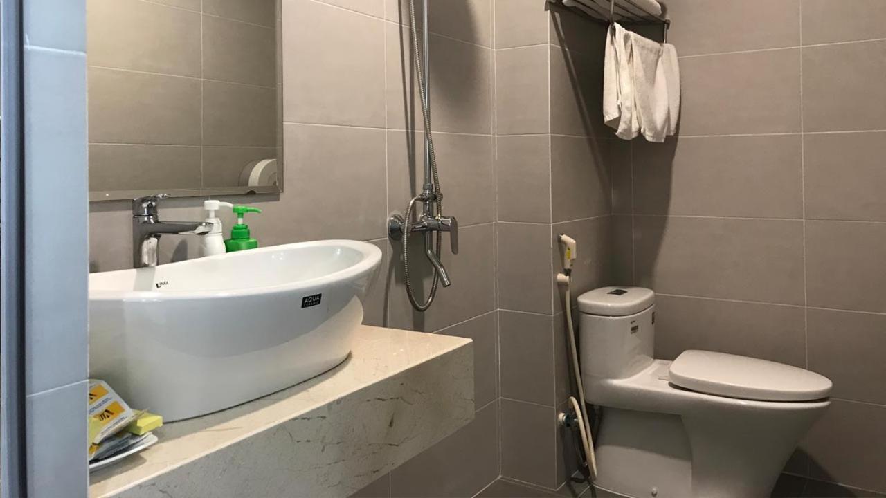 Sắc Màu Hotel Hn - by BAY LUXURY