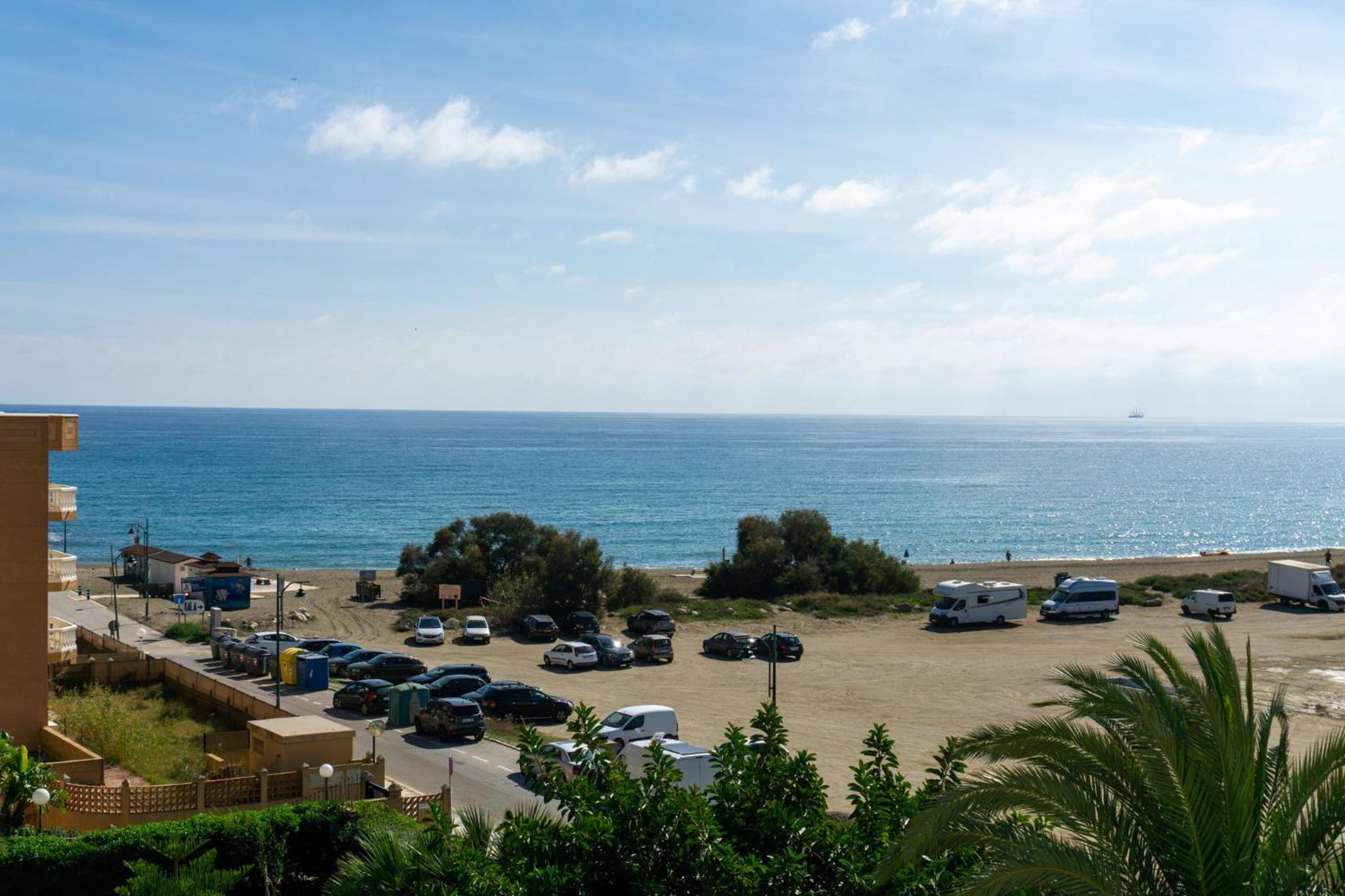 Beach Apartment Guadalmar