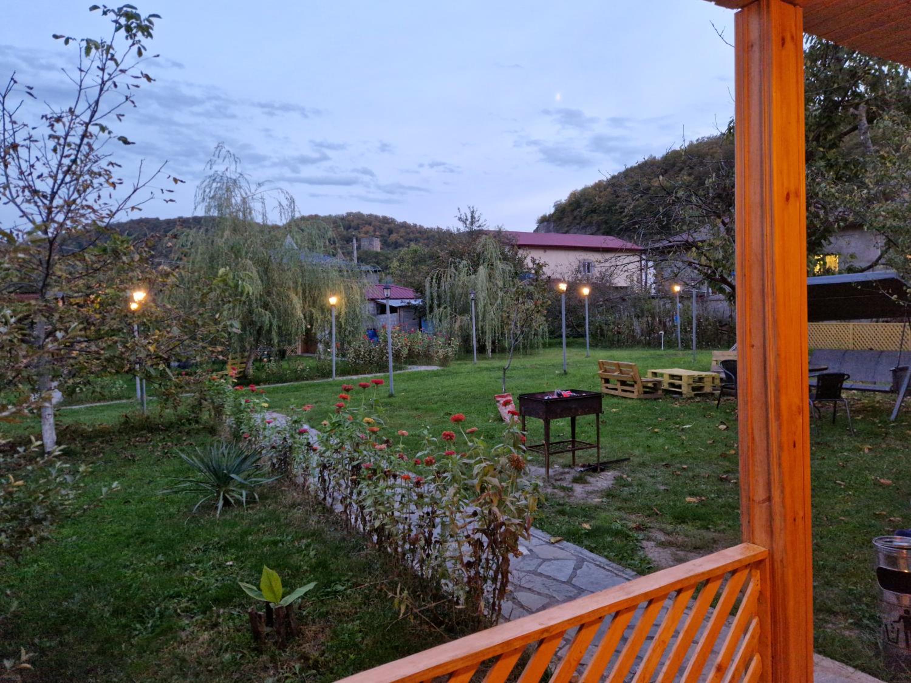 Photo 6