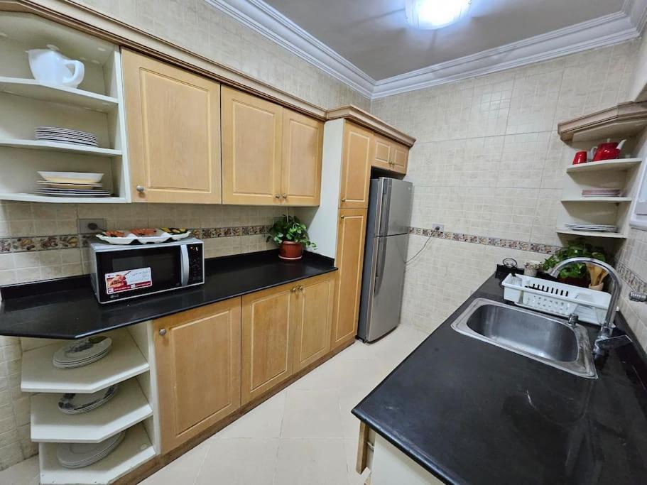 Dreamland Stylish 2BD with a garden and pool access