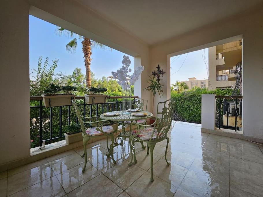 Dreamland Stylish 2BD with a garden and pool access
