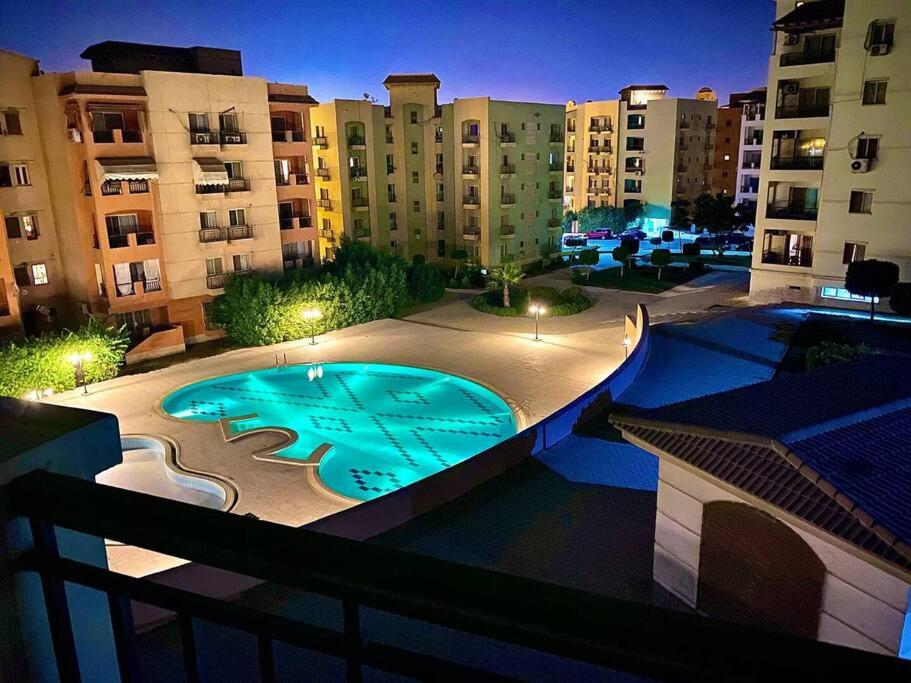 Dreamland Stylish 2BD with a garden and pool access
