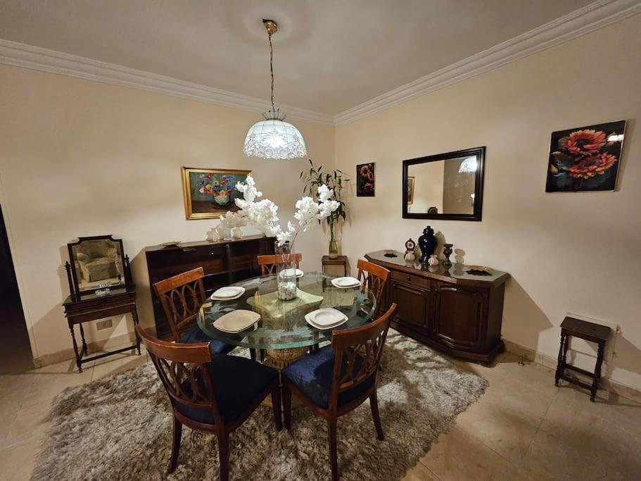 Dreamland Stylish 2BD with a garden and pool access