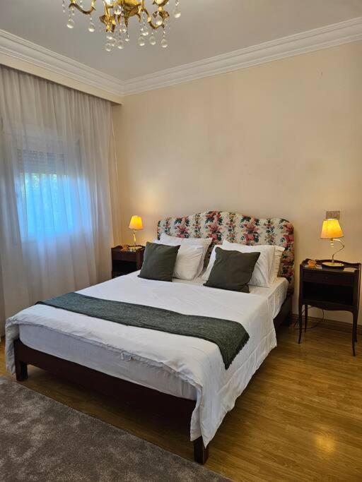 Dreamland Stylish 2BD with a garden and pool access