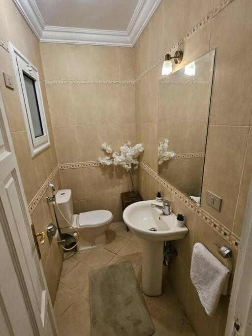 Dreamland Stylish 2BD with a garden and pool access