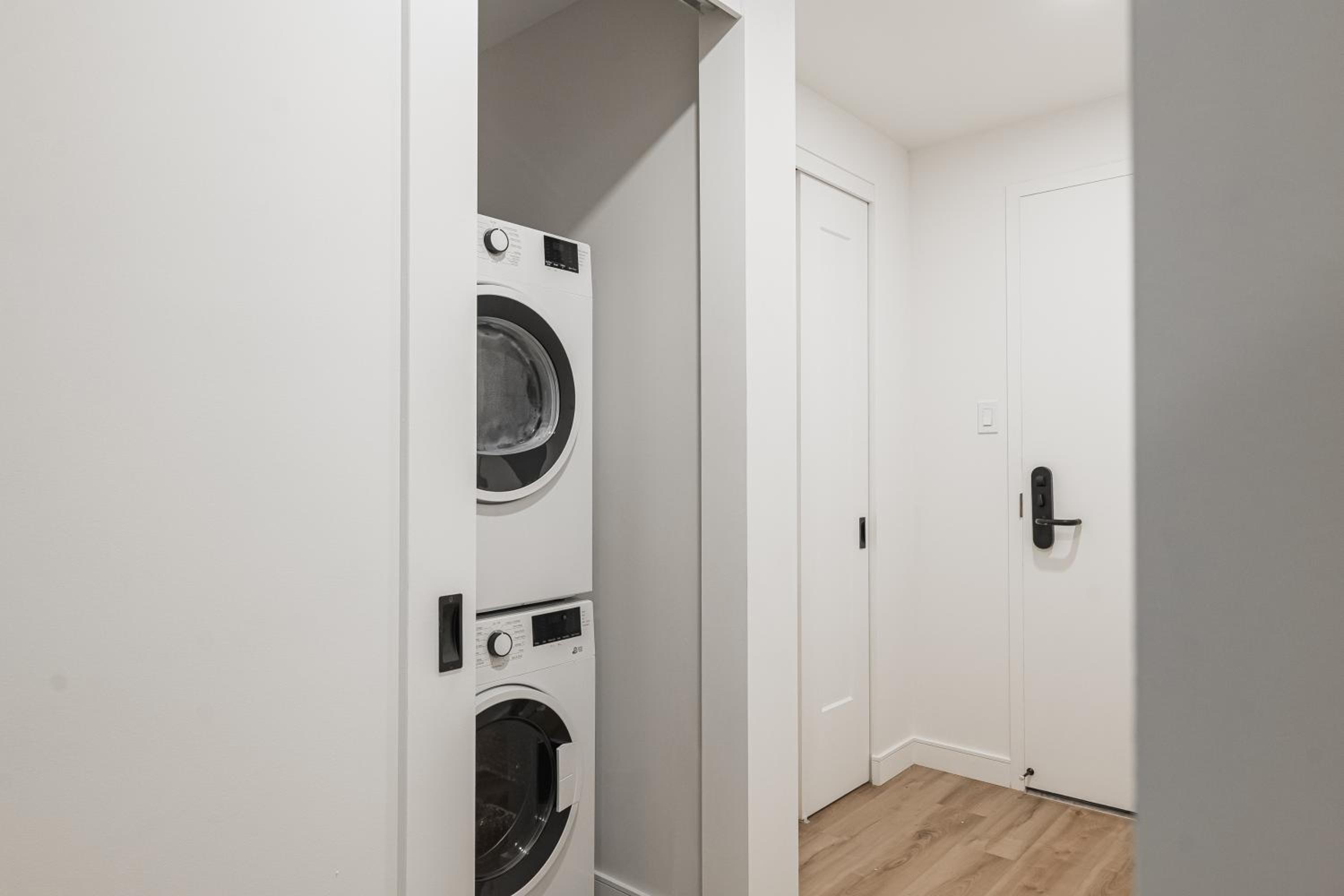 Le Mont Apartments