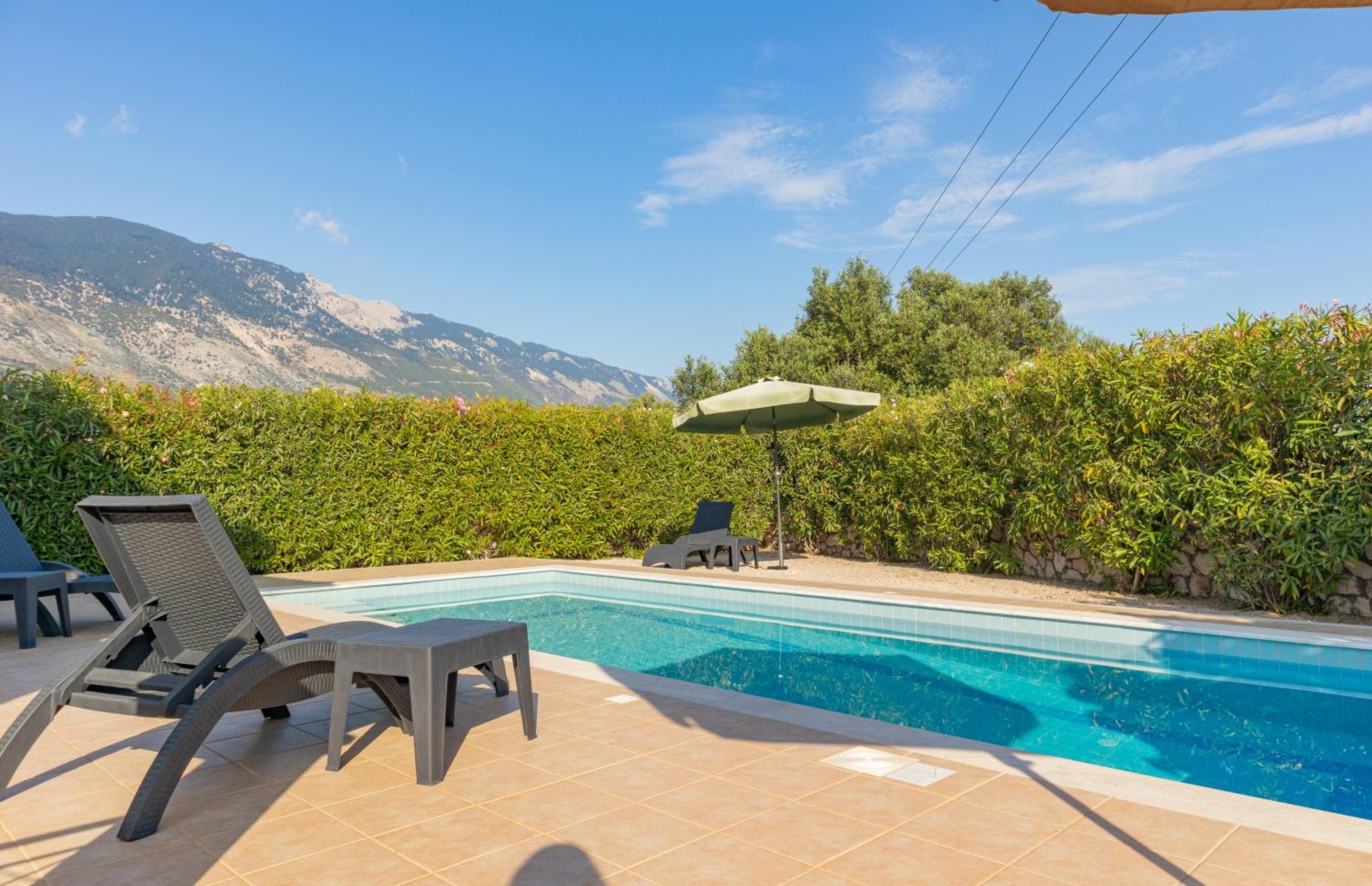 Villa Petra in Karavados view 4