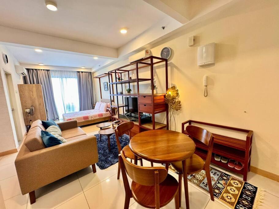 Adek's timurbay seaview view 5