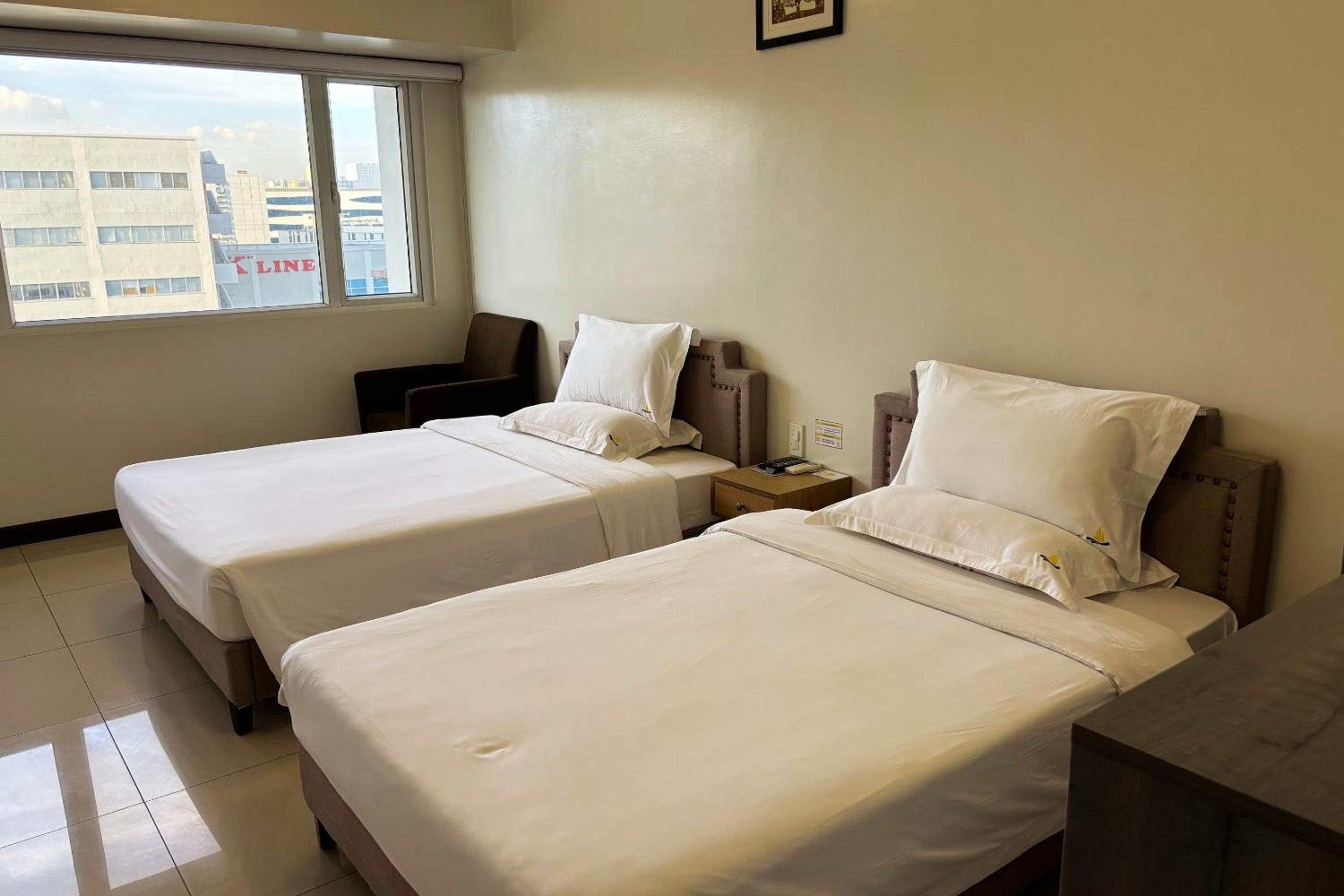 Extremeli Suites