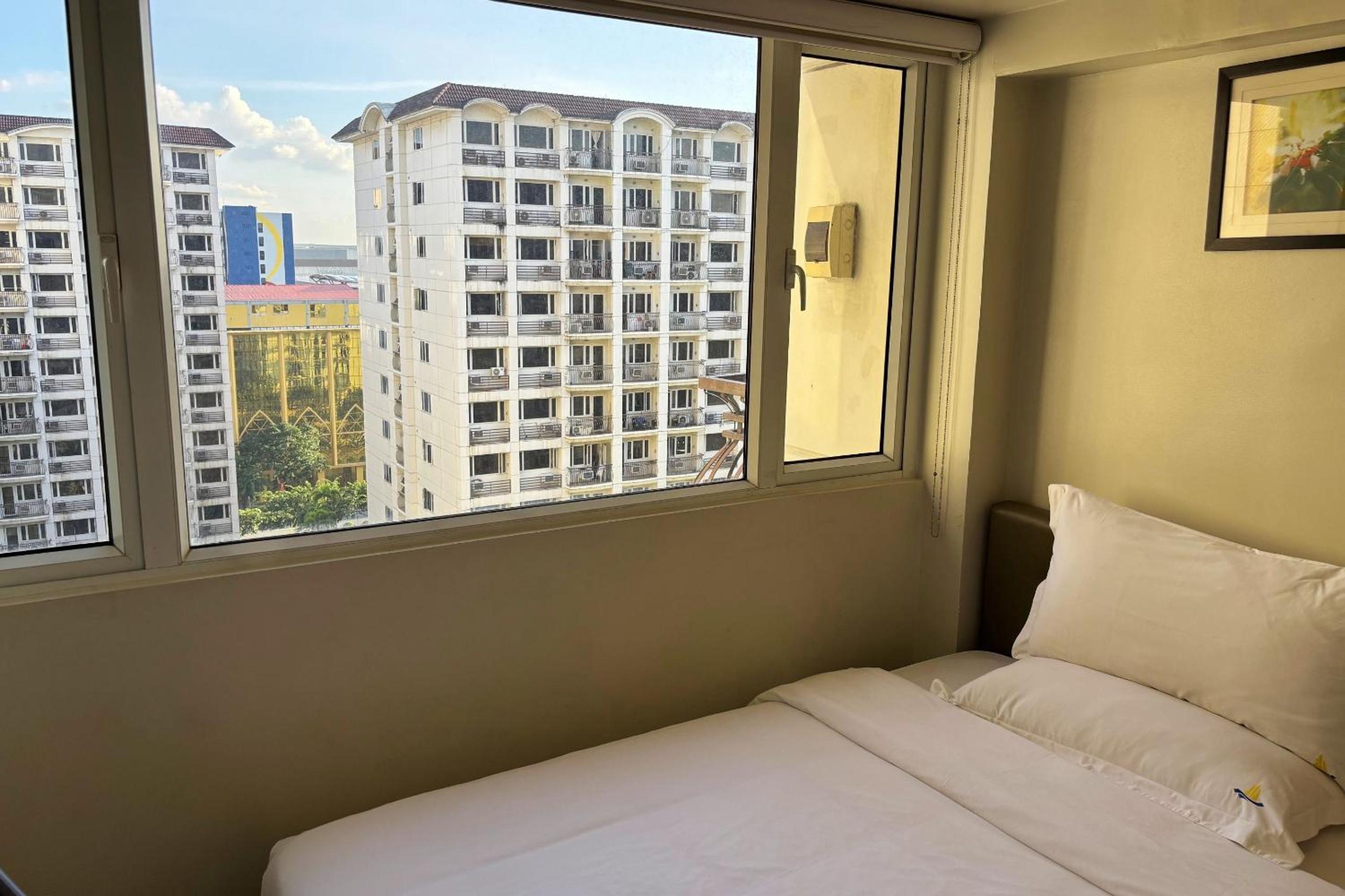 Extremeli Suites