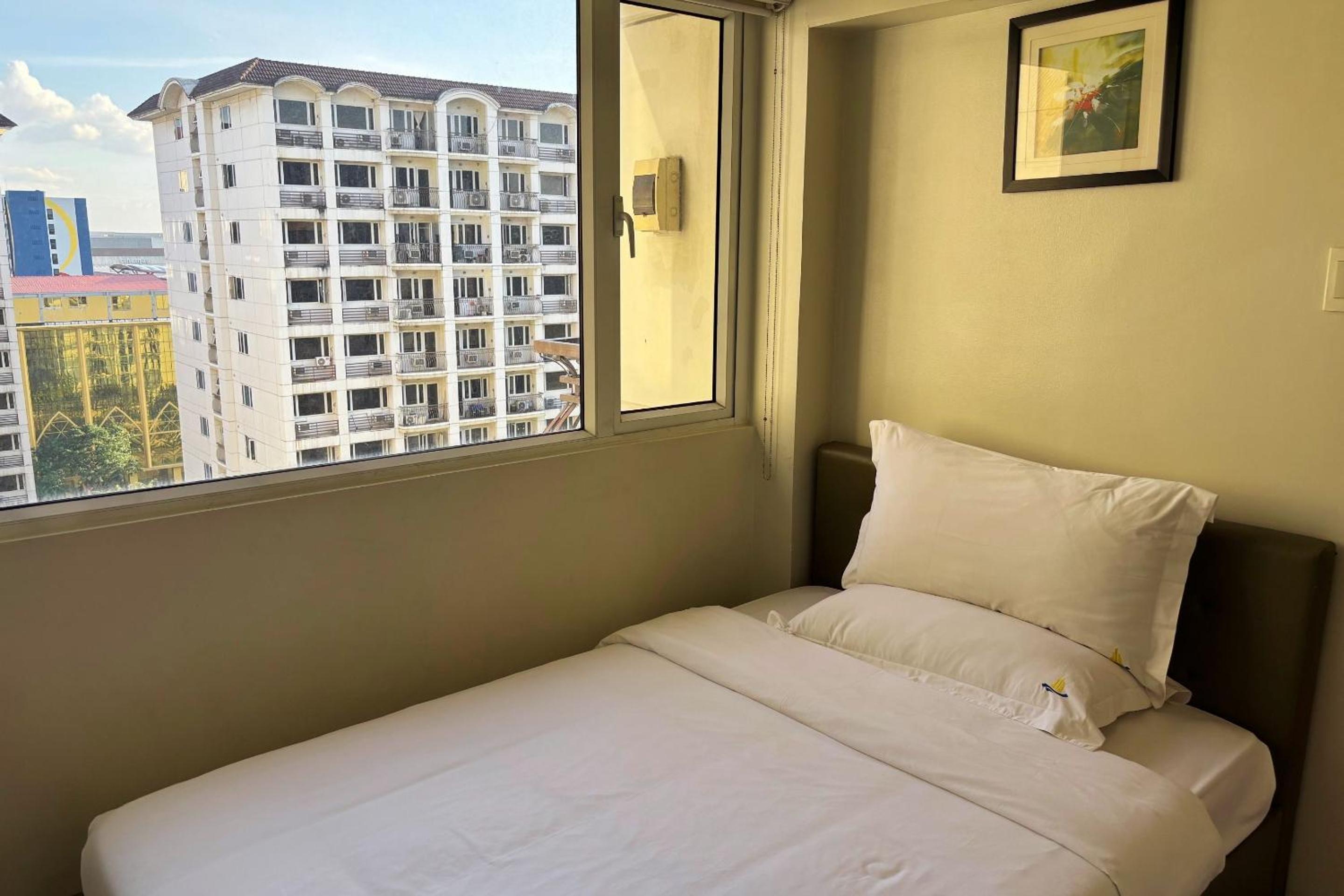 Extremeli Suites