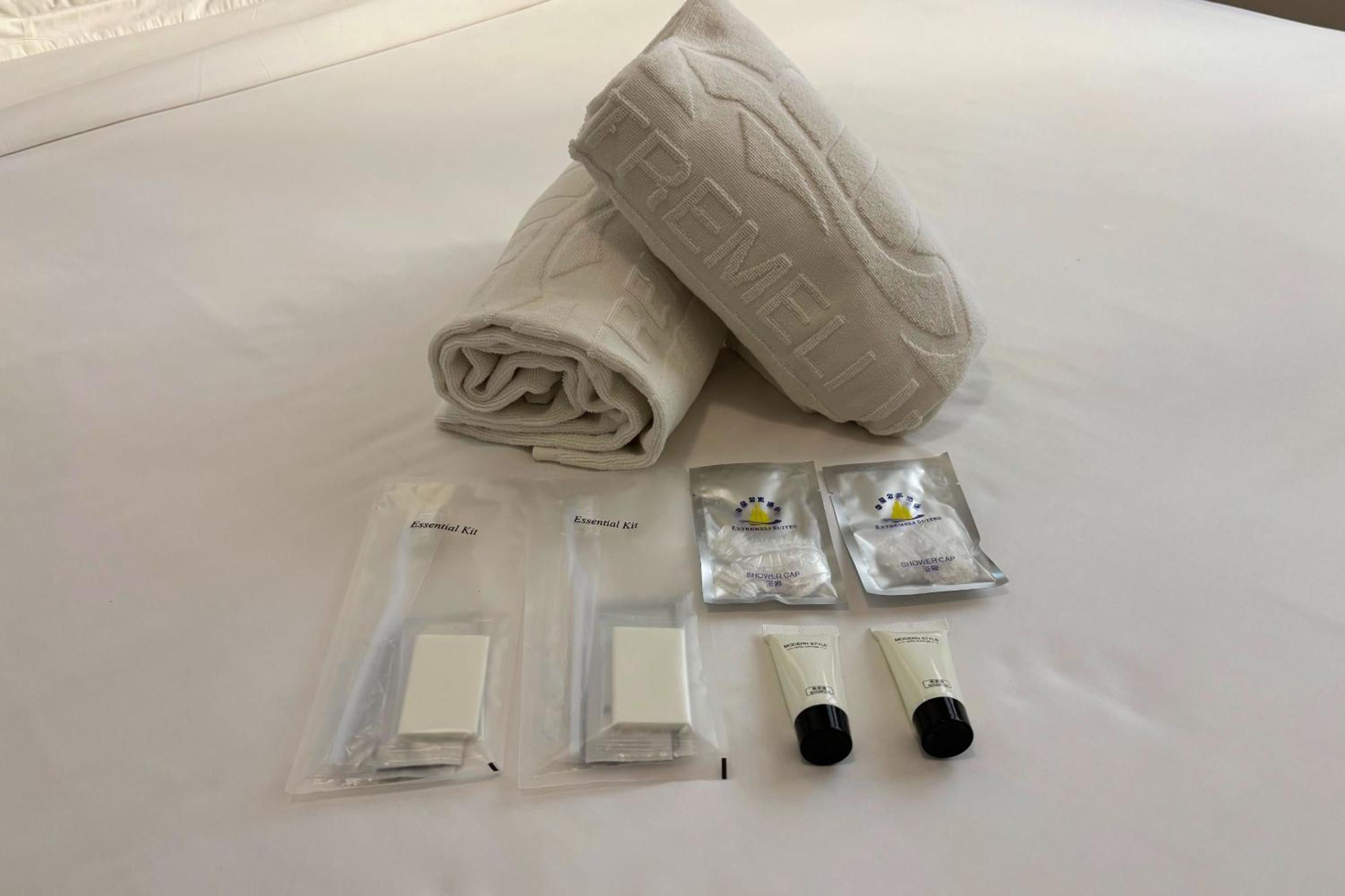 Extremeli Suites