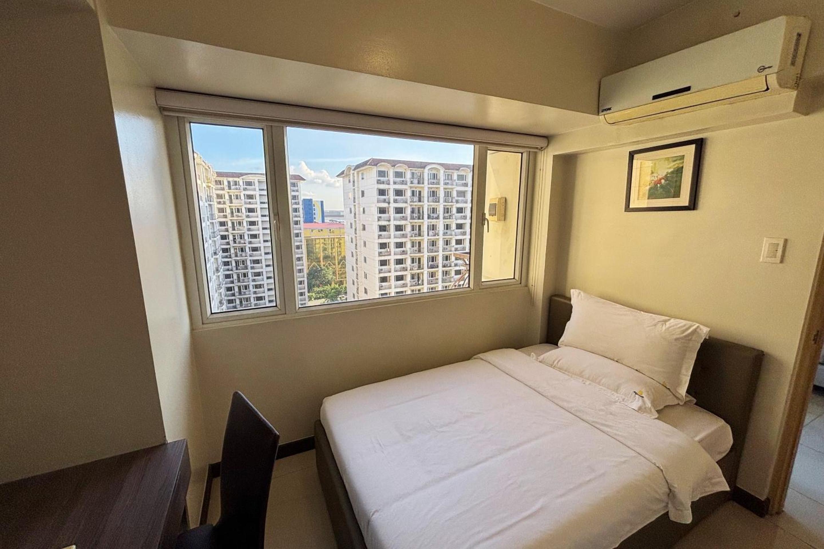 Extremeli Suites