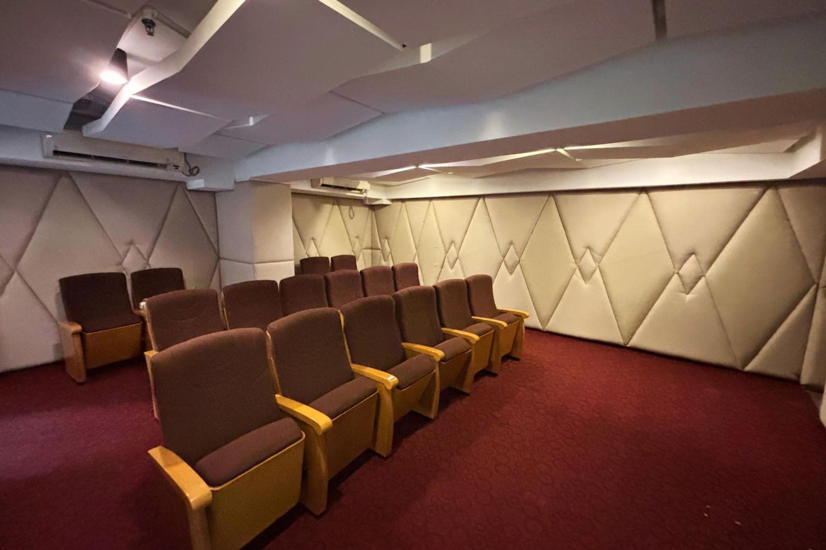 Extremeli Suites