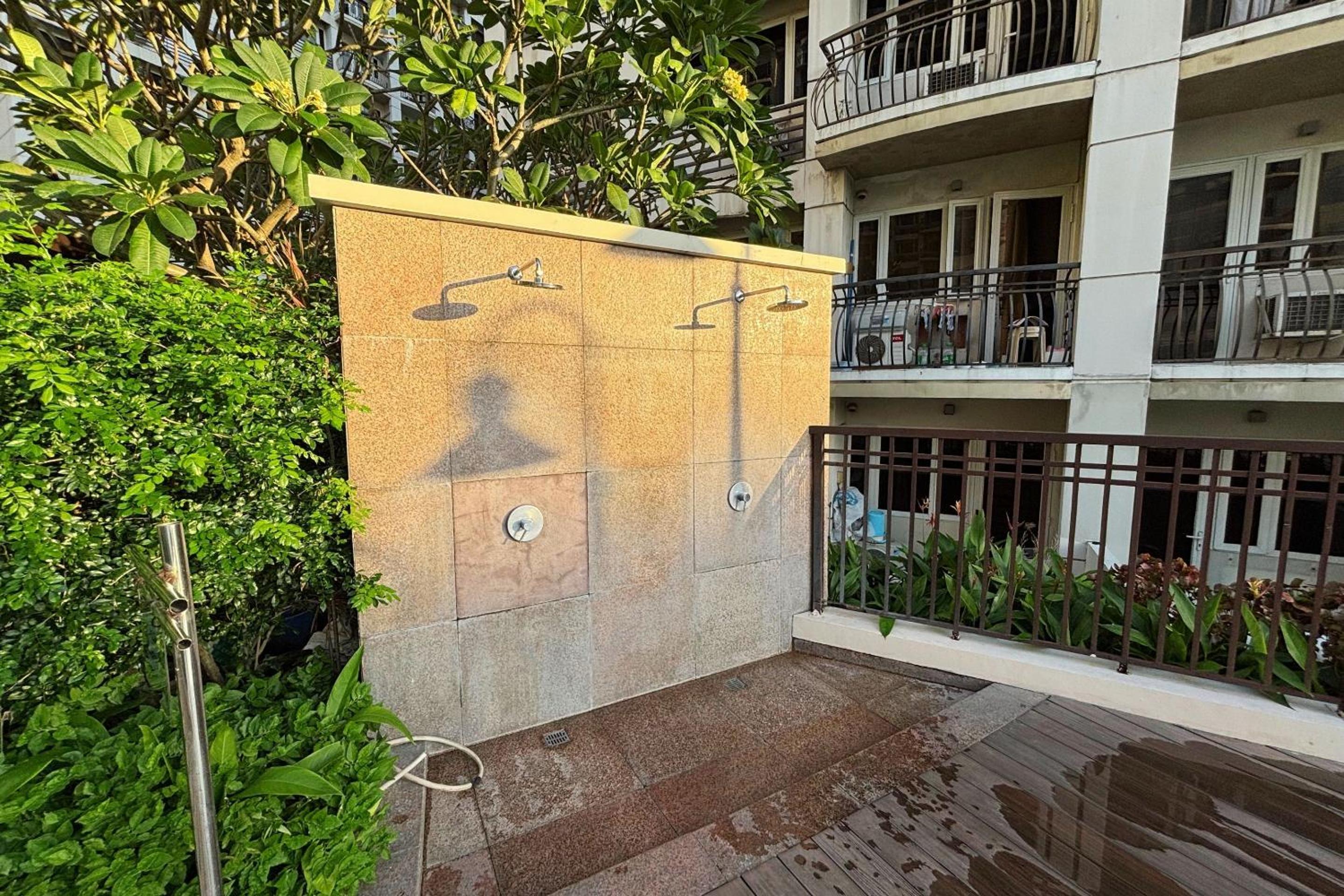 Extremeli Suites