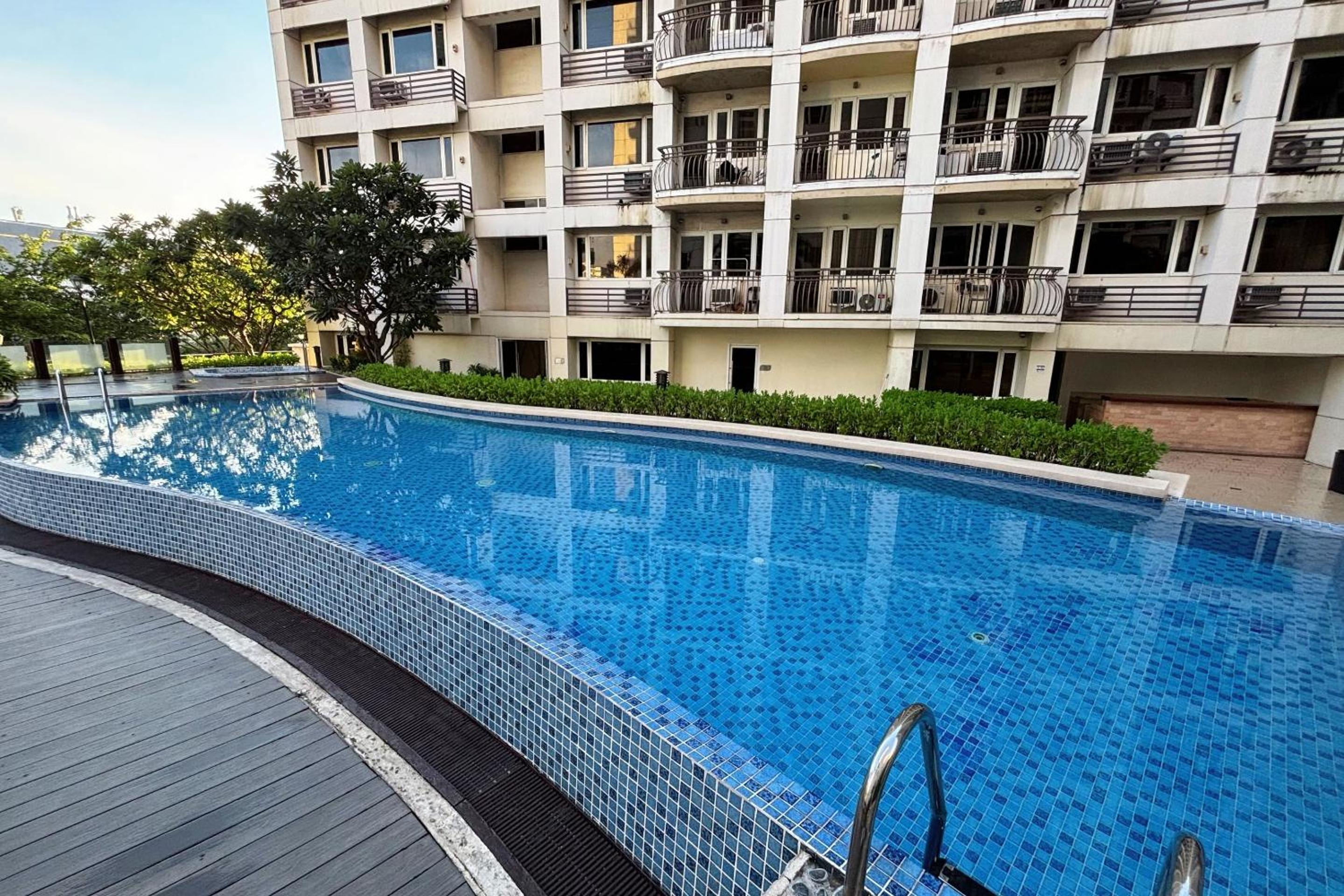 Extremeli Suites