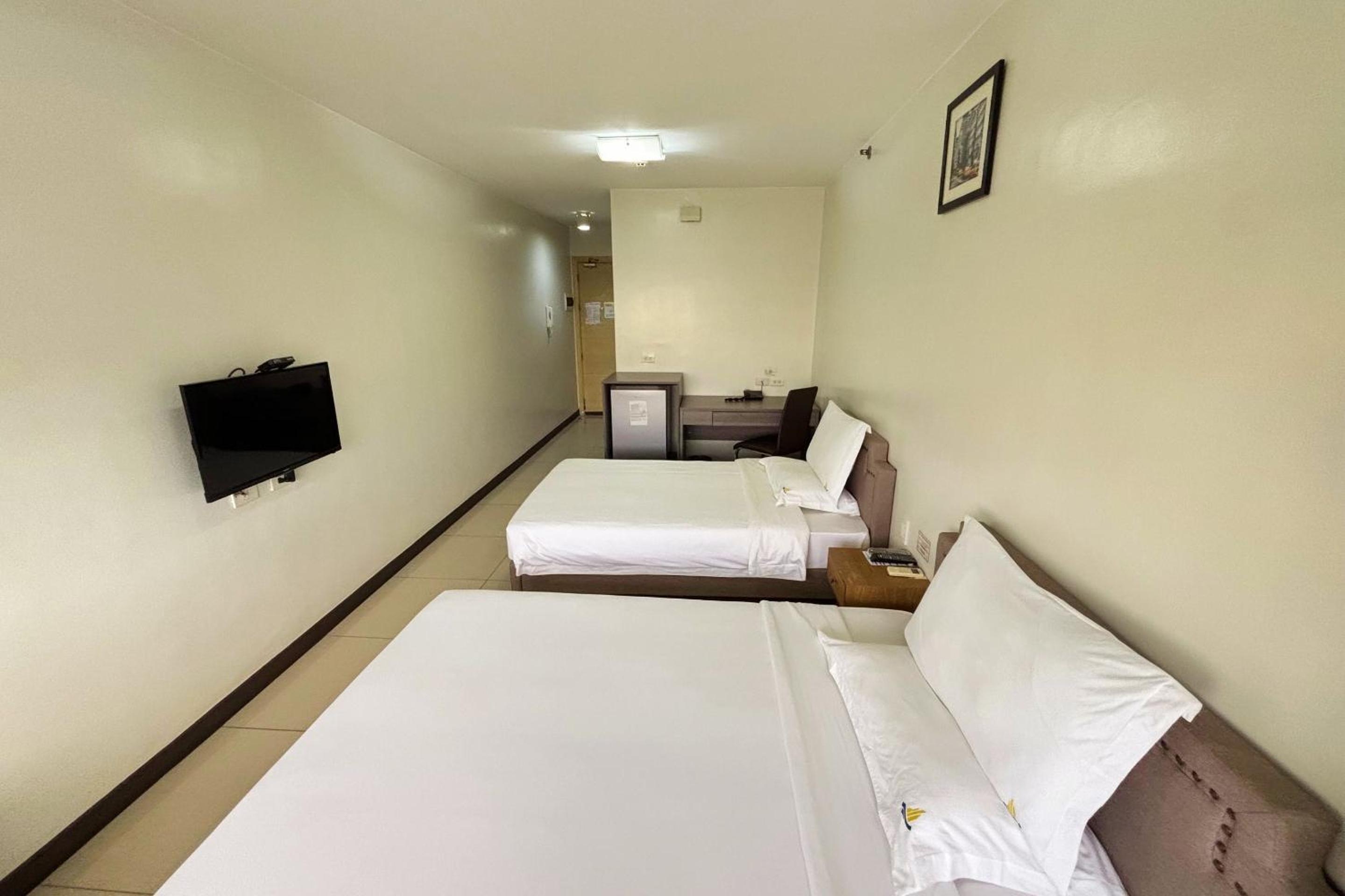 Extremeli Suites