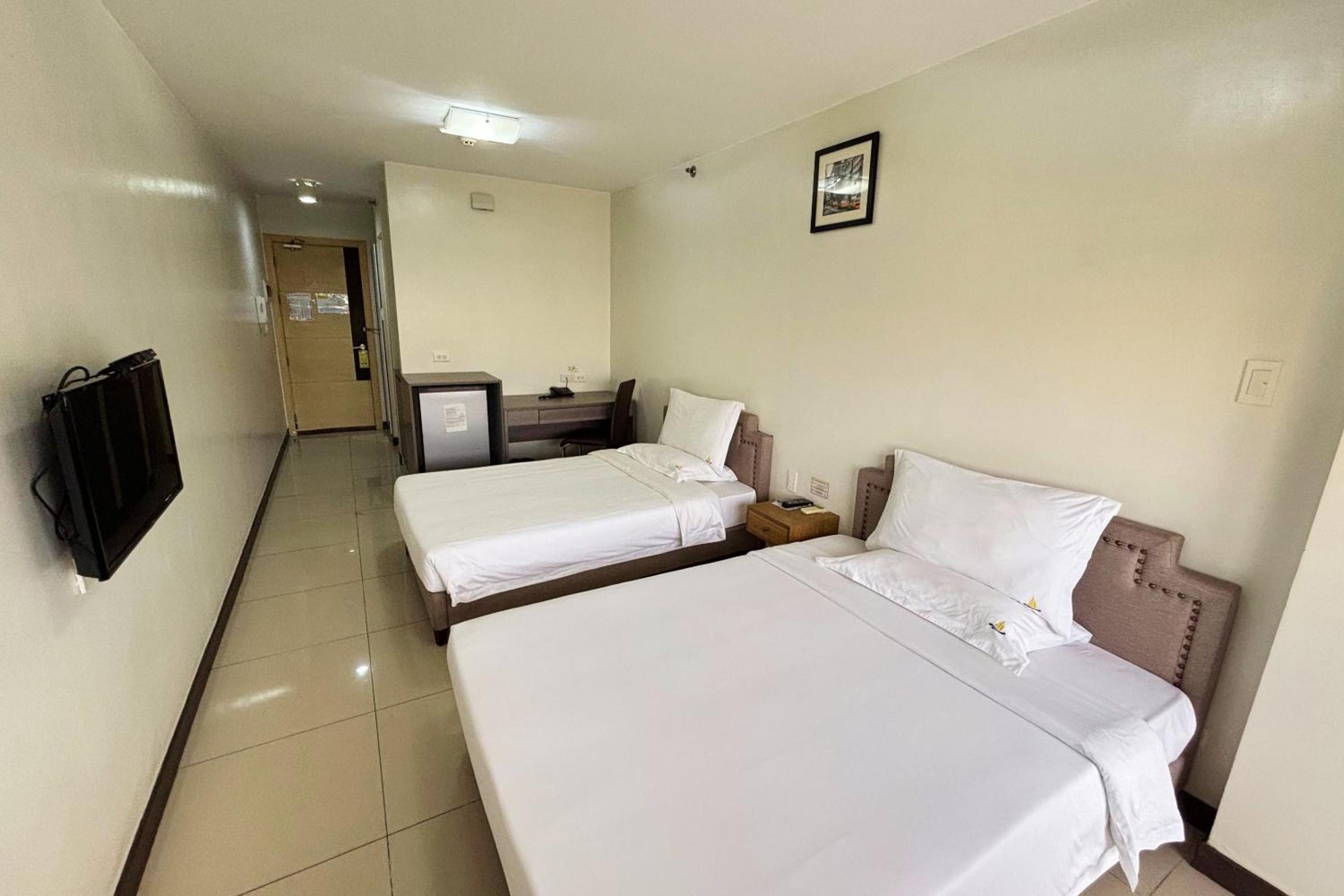 Extremeli Suites