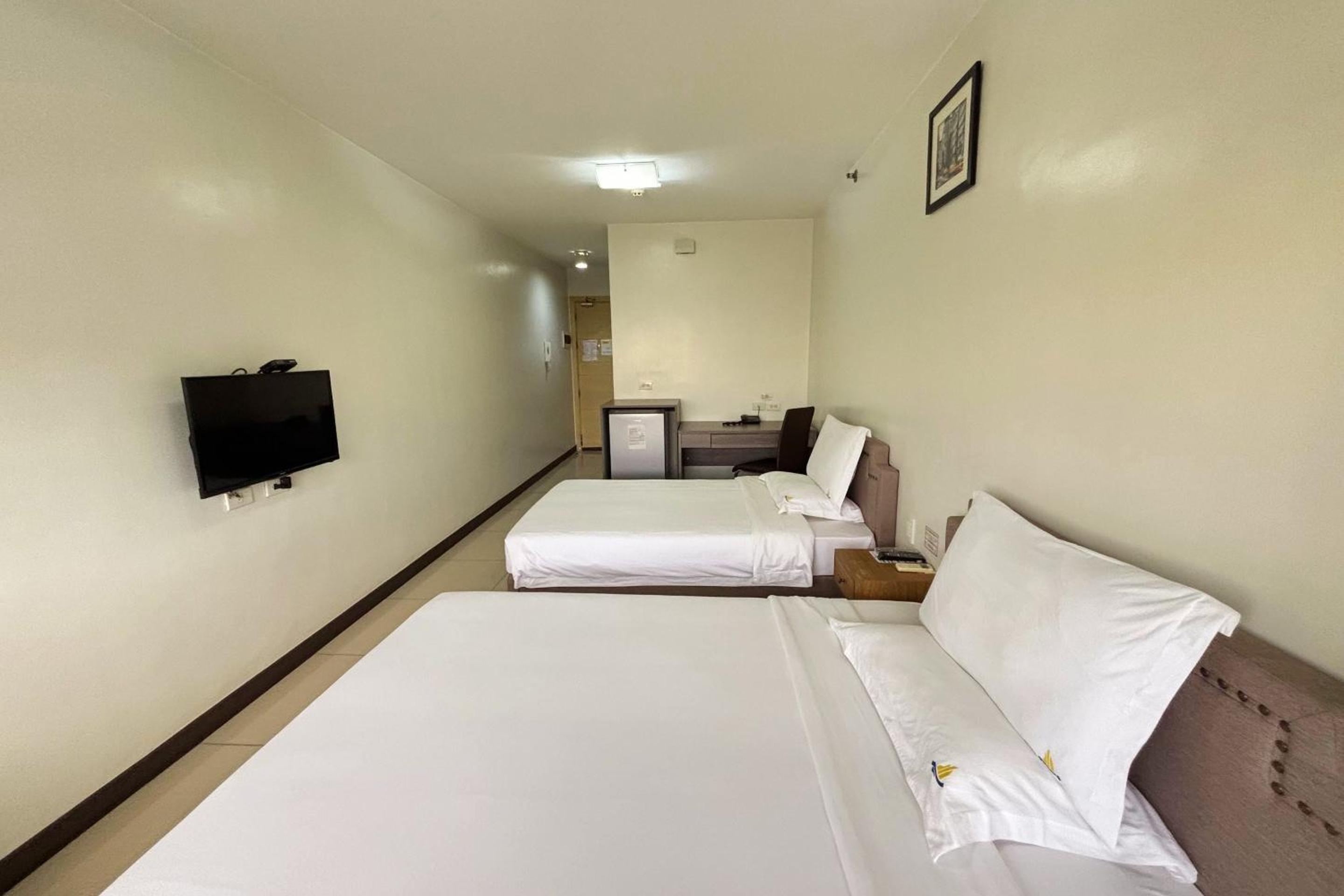 Extremeli Suites