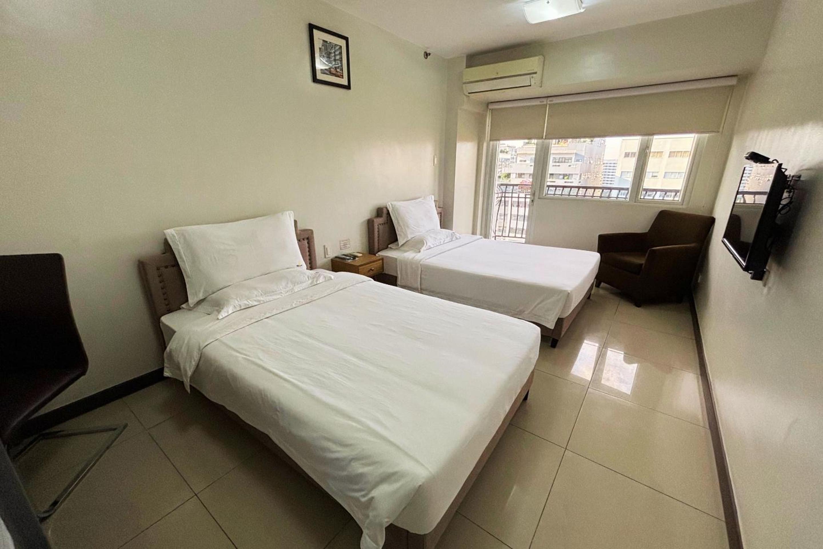 Extremeli Suites