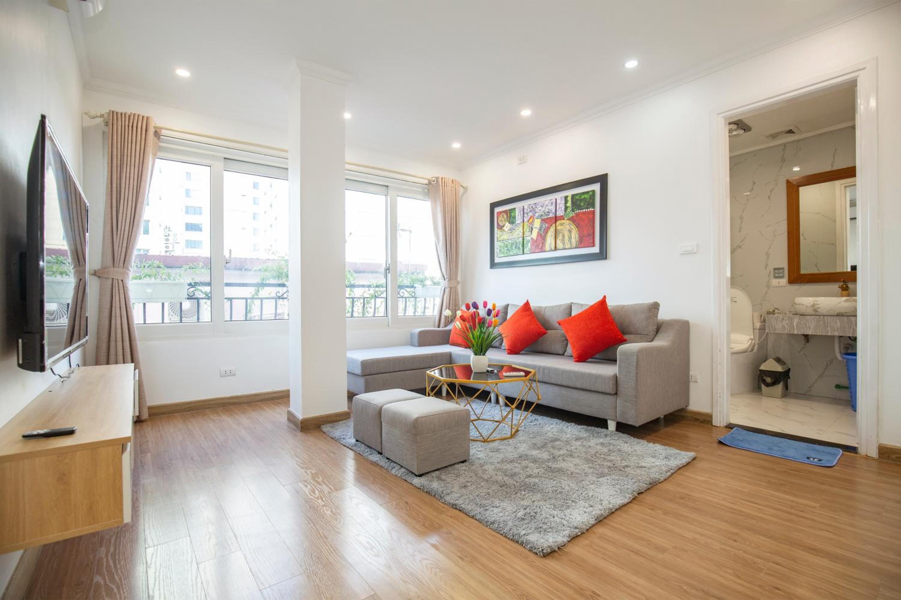 Sumitomo Tower-1 Bed Apartment & Hotel