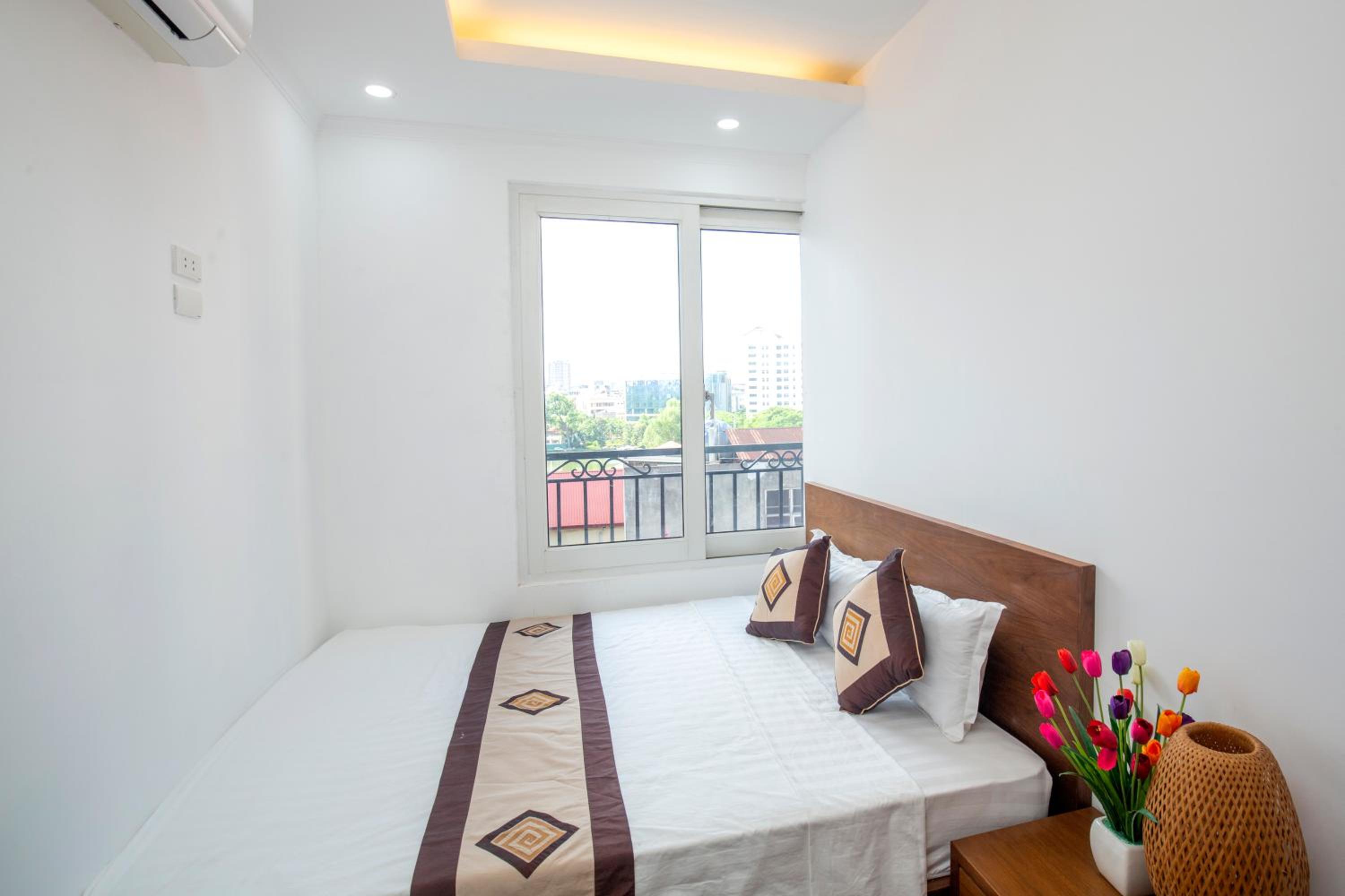 Sumitomo Tower-1 Bed Apartment & Hotel