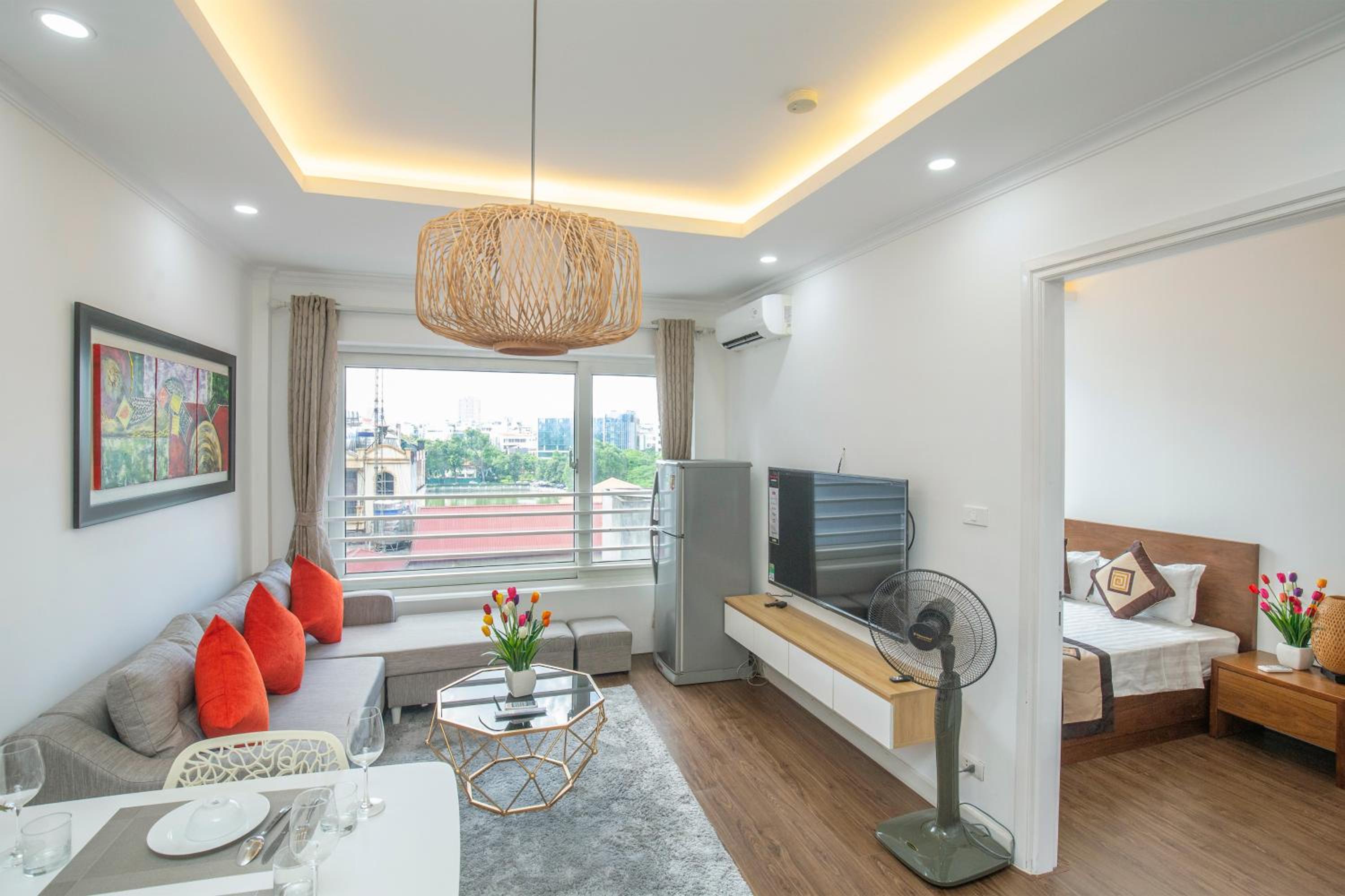 Sumitomo Tower-1 Bed Apartment & Hotel