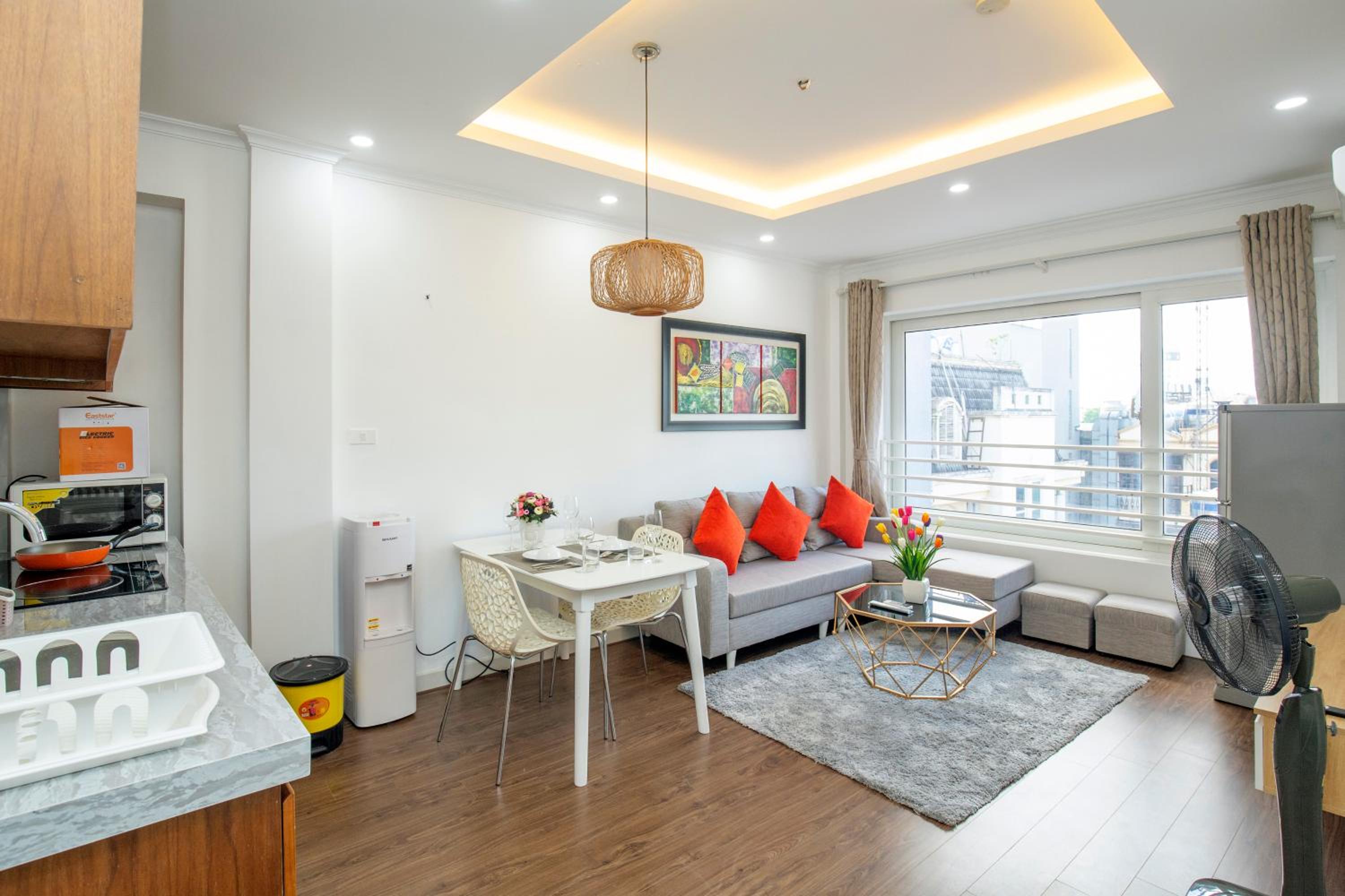 Sumitomo Tower-1 Bed Apartment & Hotel