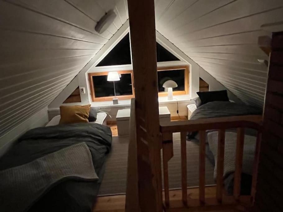 Järvenrantamökki Nurmijärvellä, Villa Rauha