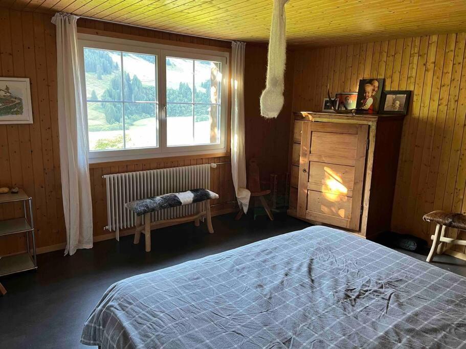 Lovely appartment in Rueras bei Sedrun