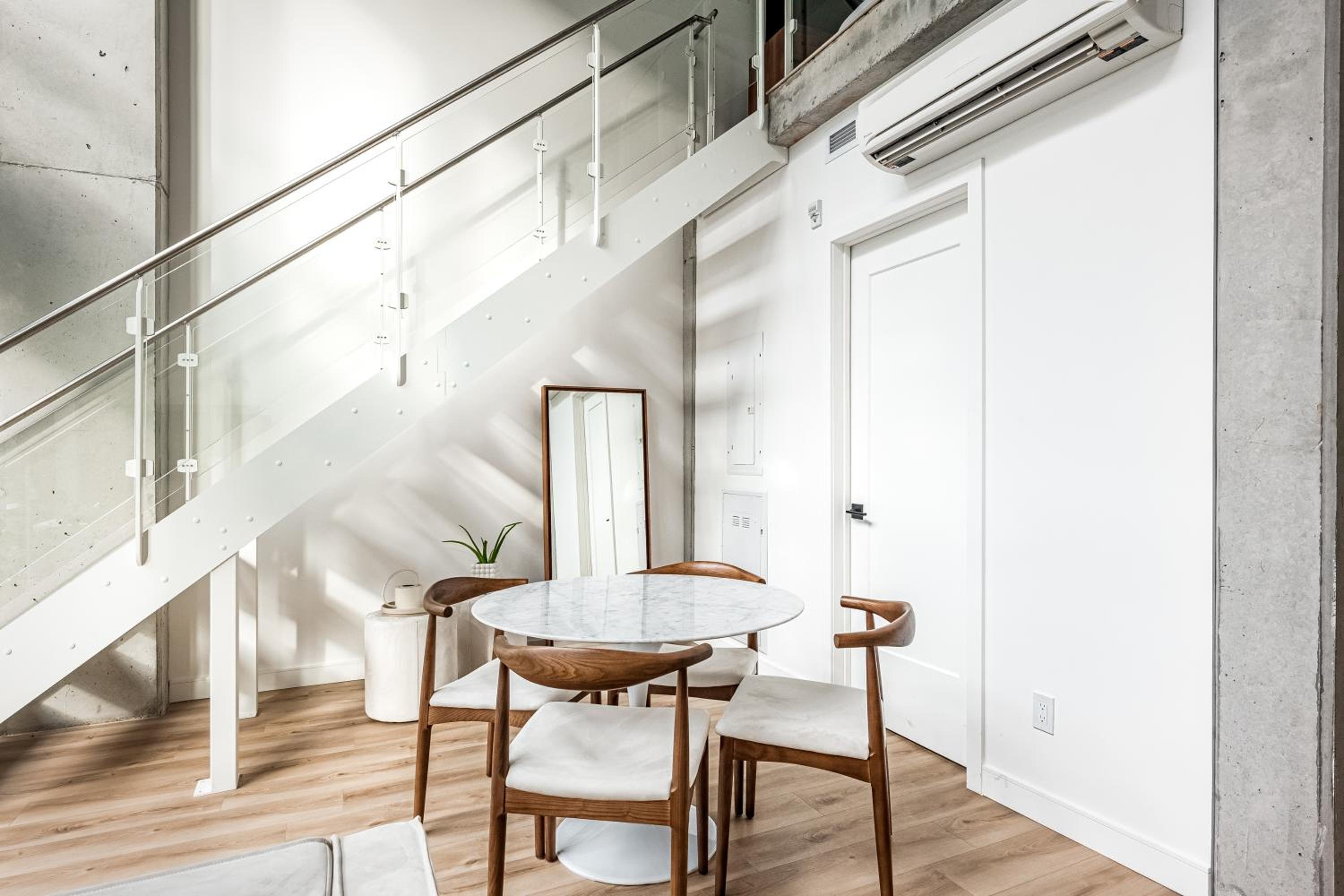 Le Mont Apartments