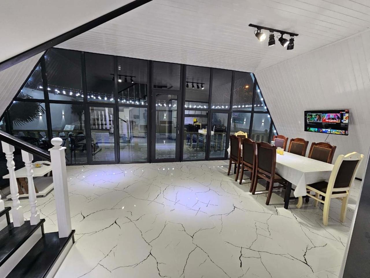 Dreamscape Villa