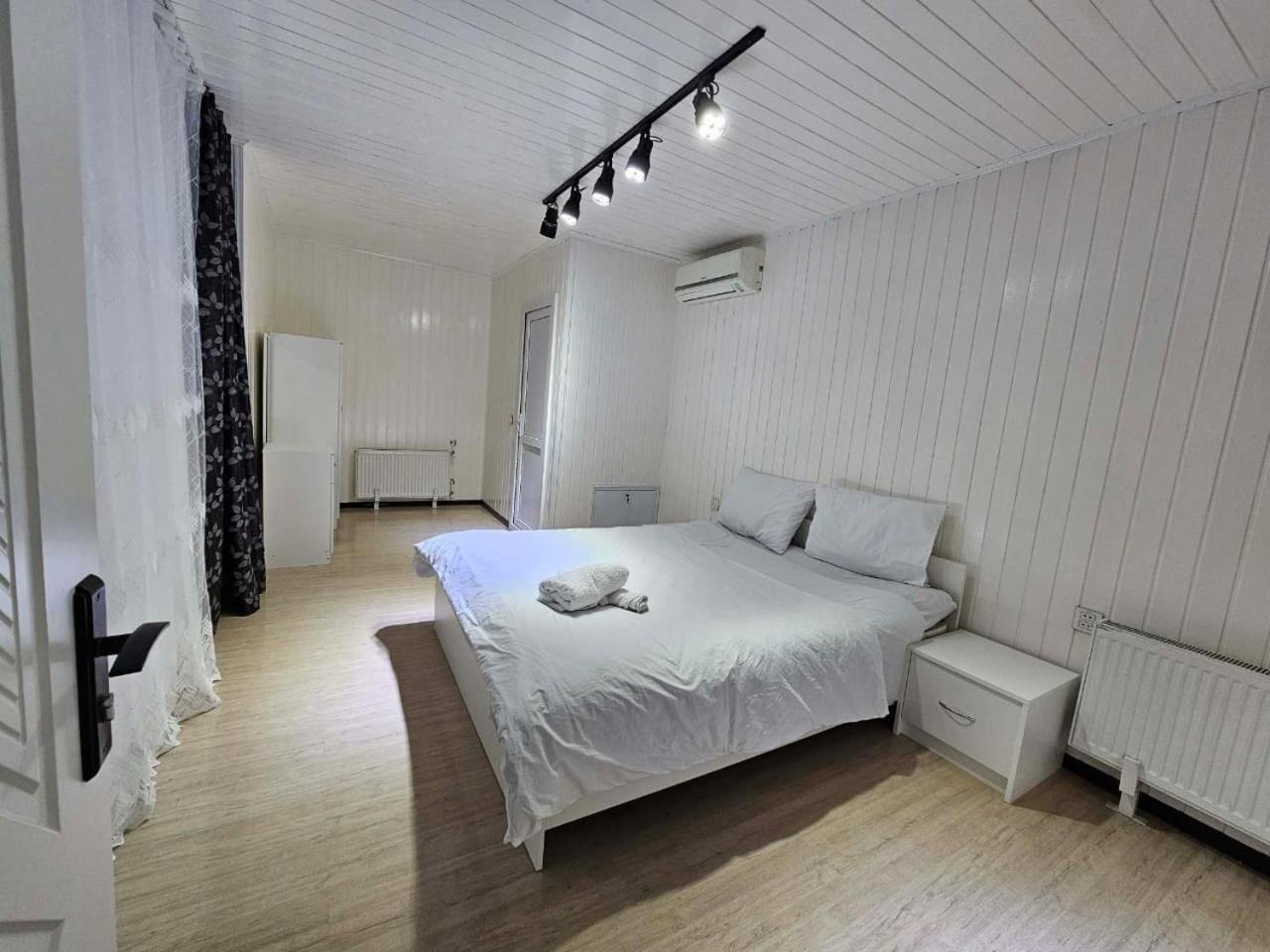 Dreamscape Villa