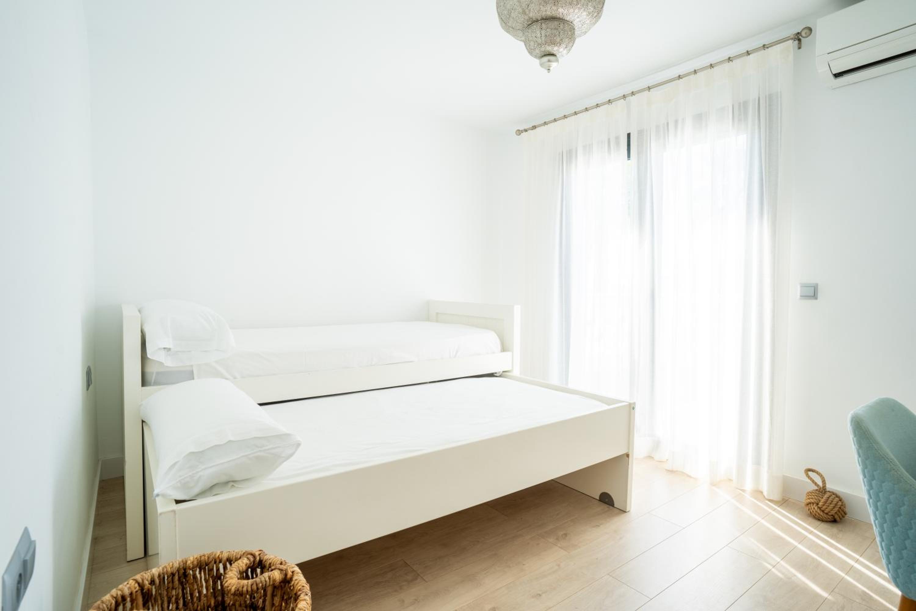 TrendyHomes Retamar II - Diseño, confort y playa view 5