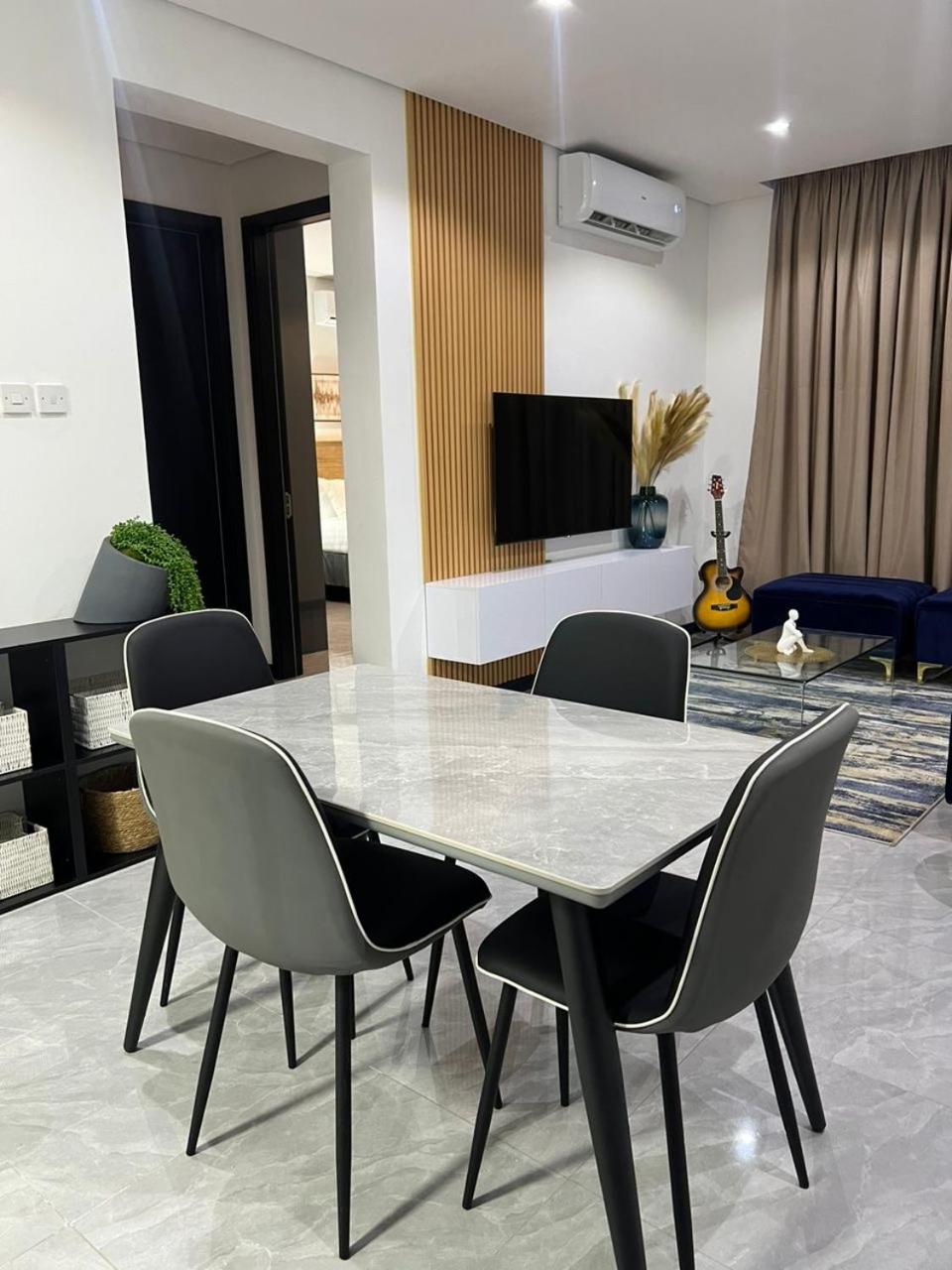 7th Heaven Apartments