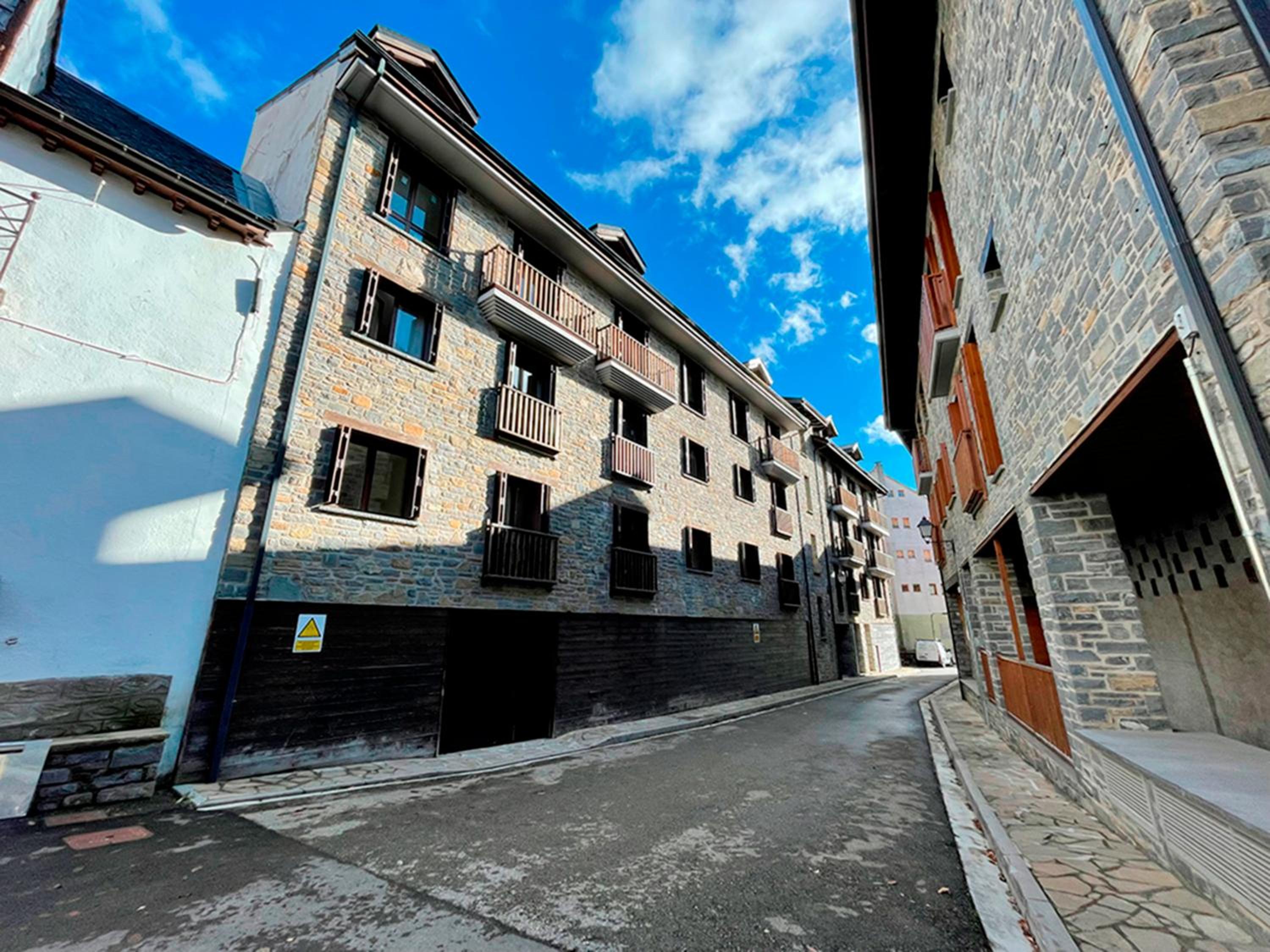 Apartamentos Escarrilla Suites 3000 view 2