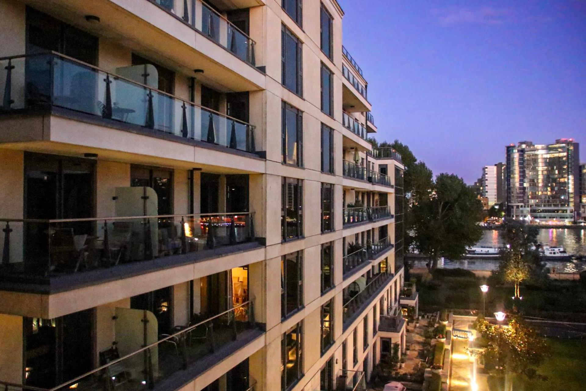 Striking Apartment in the Heart of Chelsea