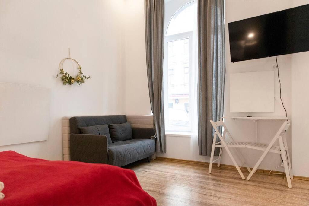 2 Spacious Apts for 6P, Only 7Min to Stadthalle