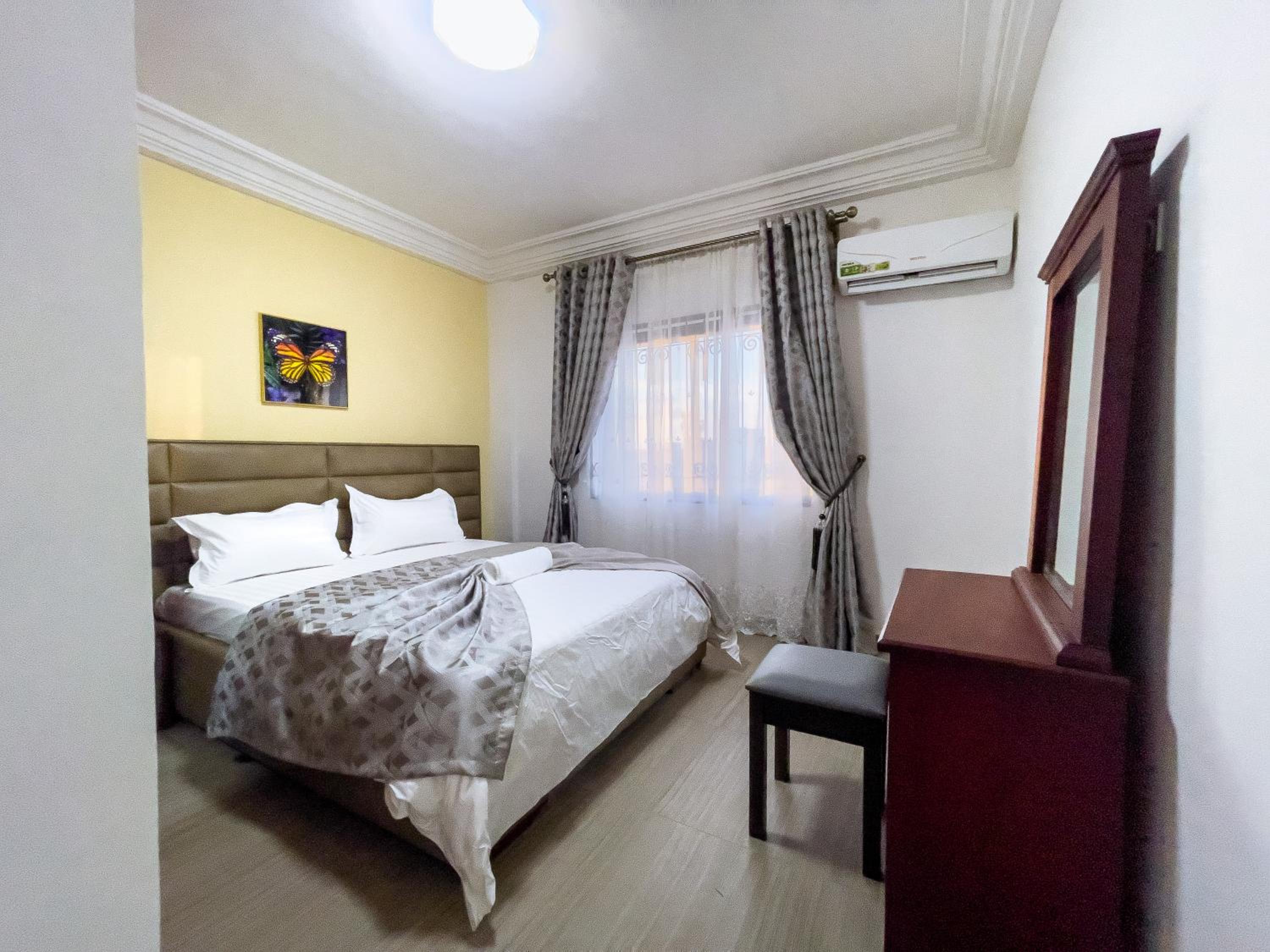 G&G Residency