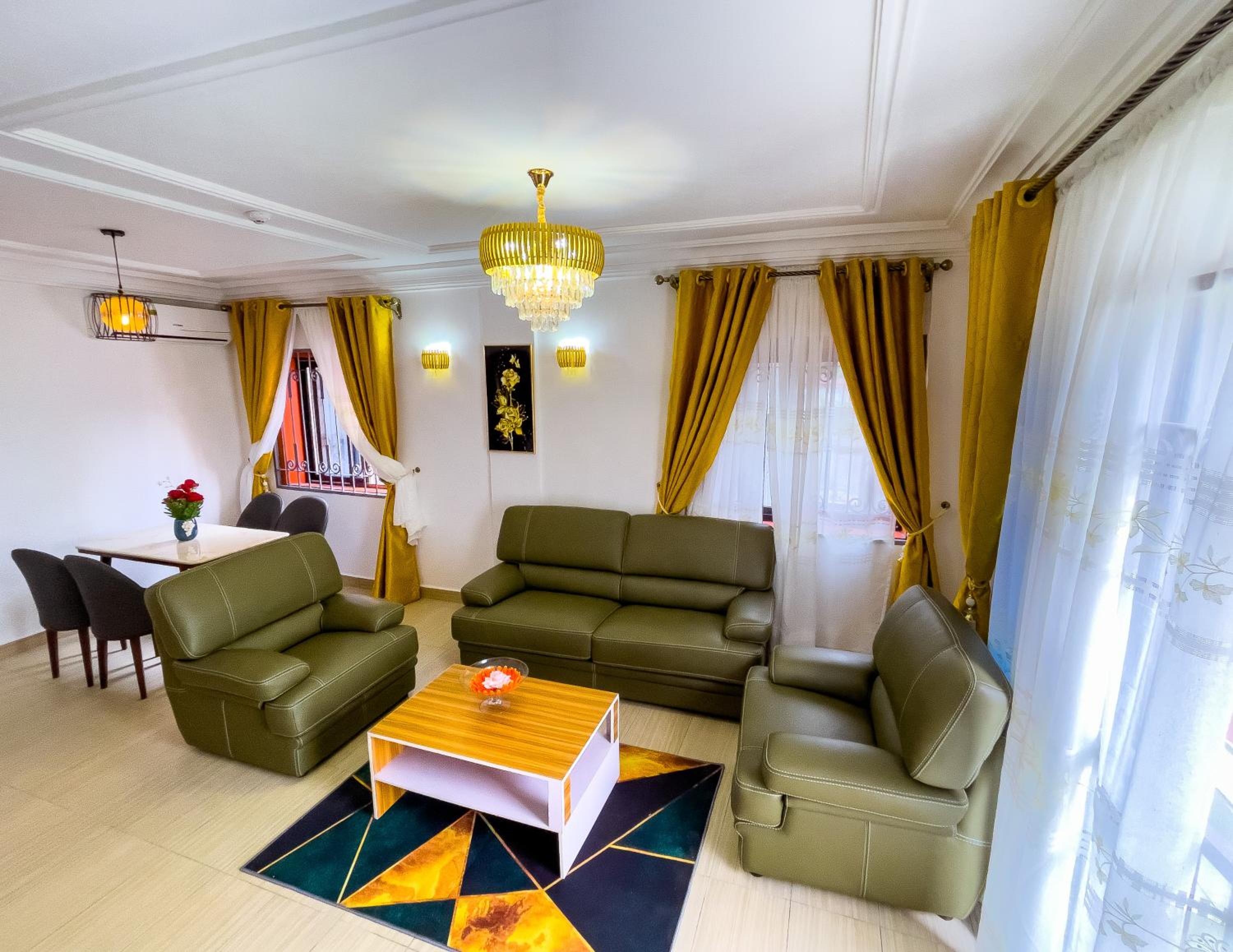 G&G Residency