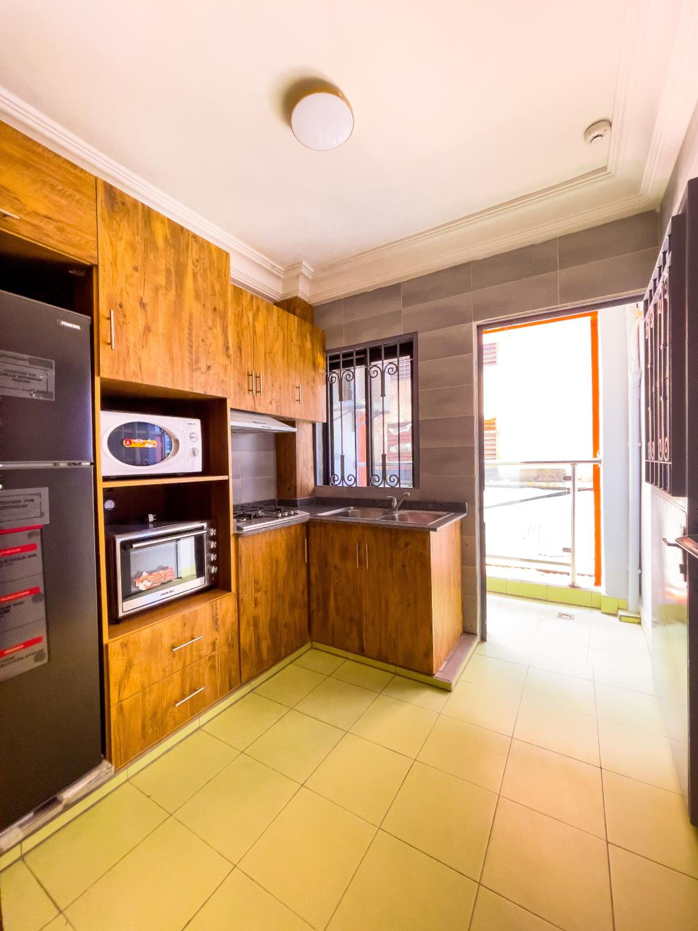 G&G Residency