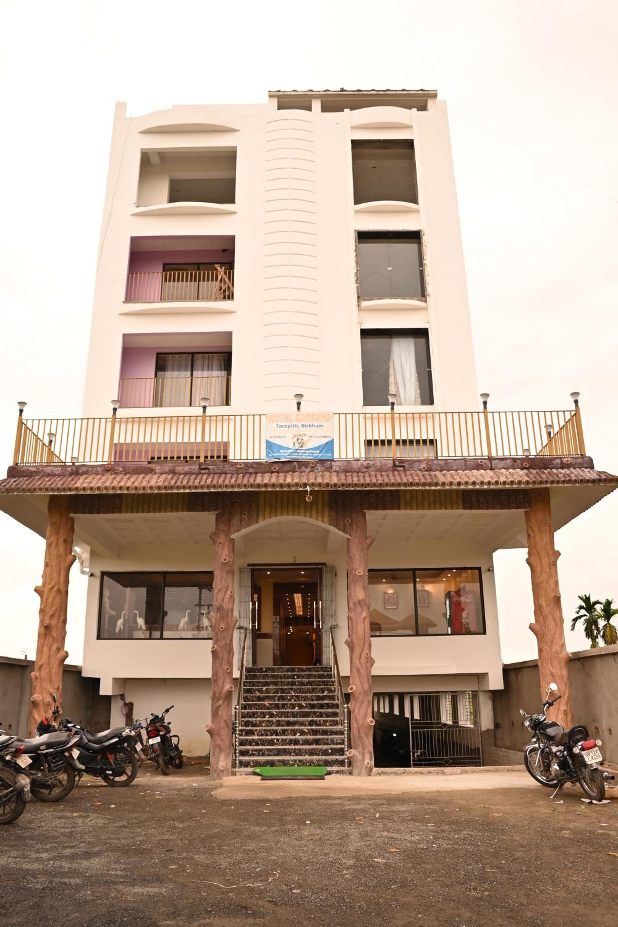 Hotel Darpana view 3
