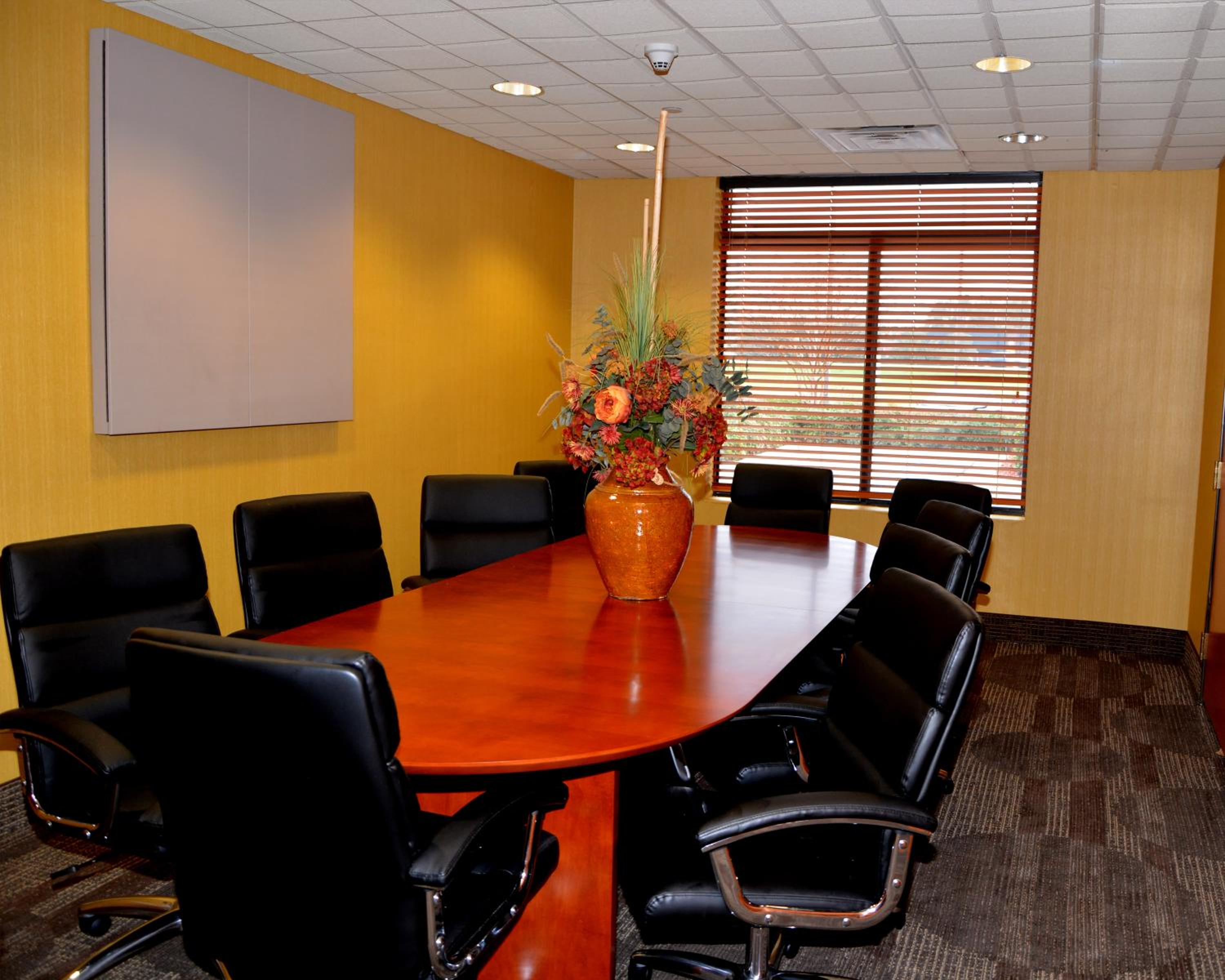 West Monroe Vacations - Wingate by Wyndham West Monroe - Property Image 27
