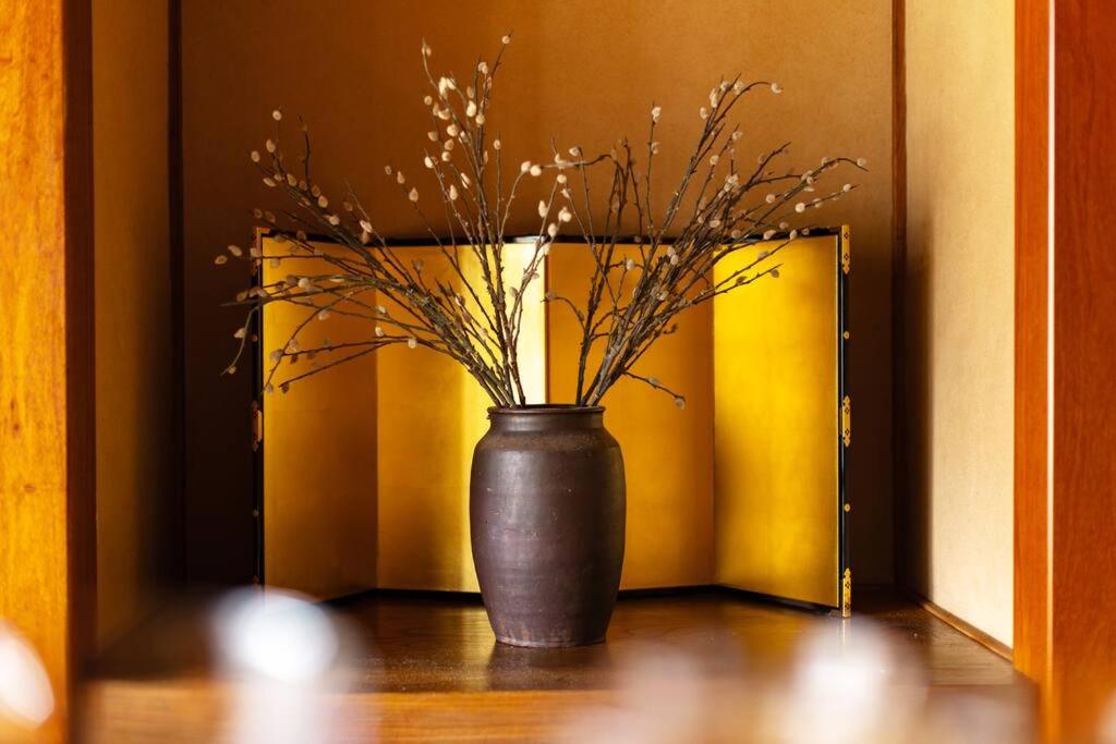 2 min walk from station - 180 sqm - 4 bedrooms - full kitchen - Shibuya Shinjuku - Seijo - Setagaya kids - luxury - traditional