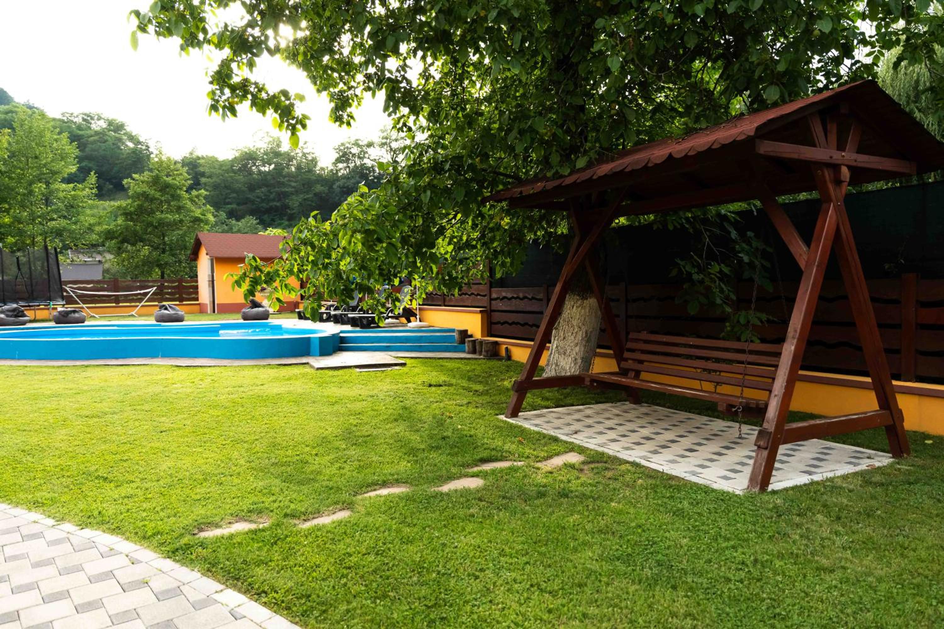 Cabana Sargetia view 4